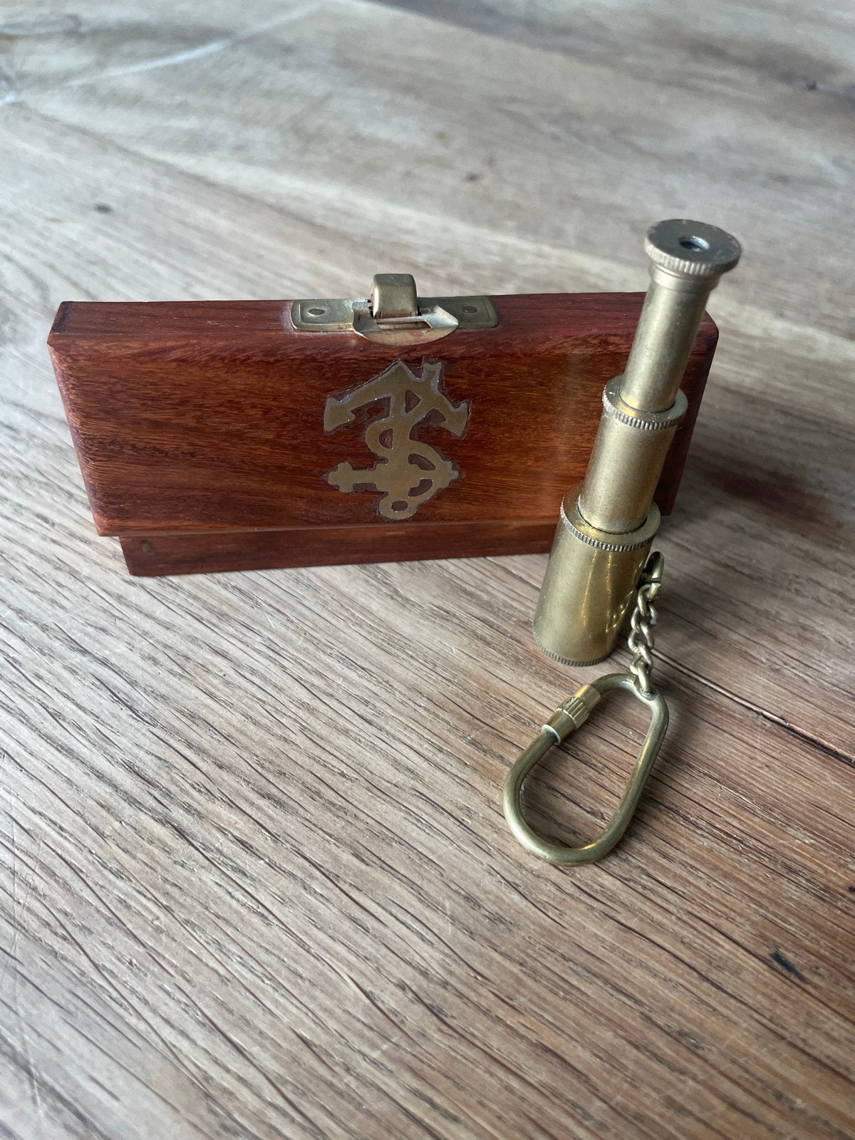 Koperen Monoculair Sleutelhanger in Houten Kistje, Antiek en Kunst, Antiek | Koper en Brons, Ophalen of Verzenden, Koper