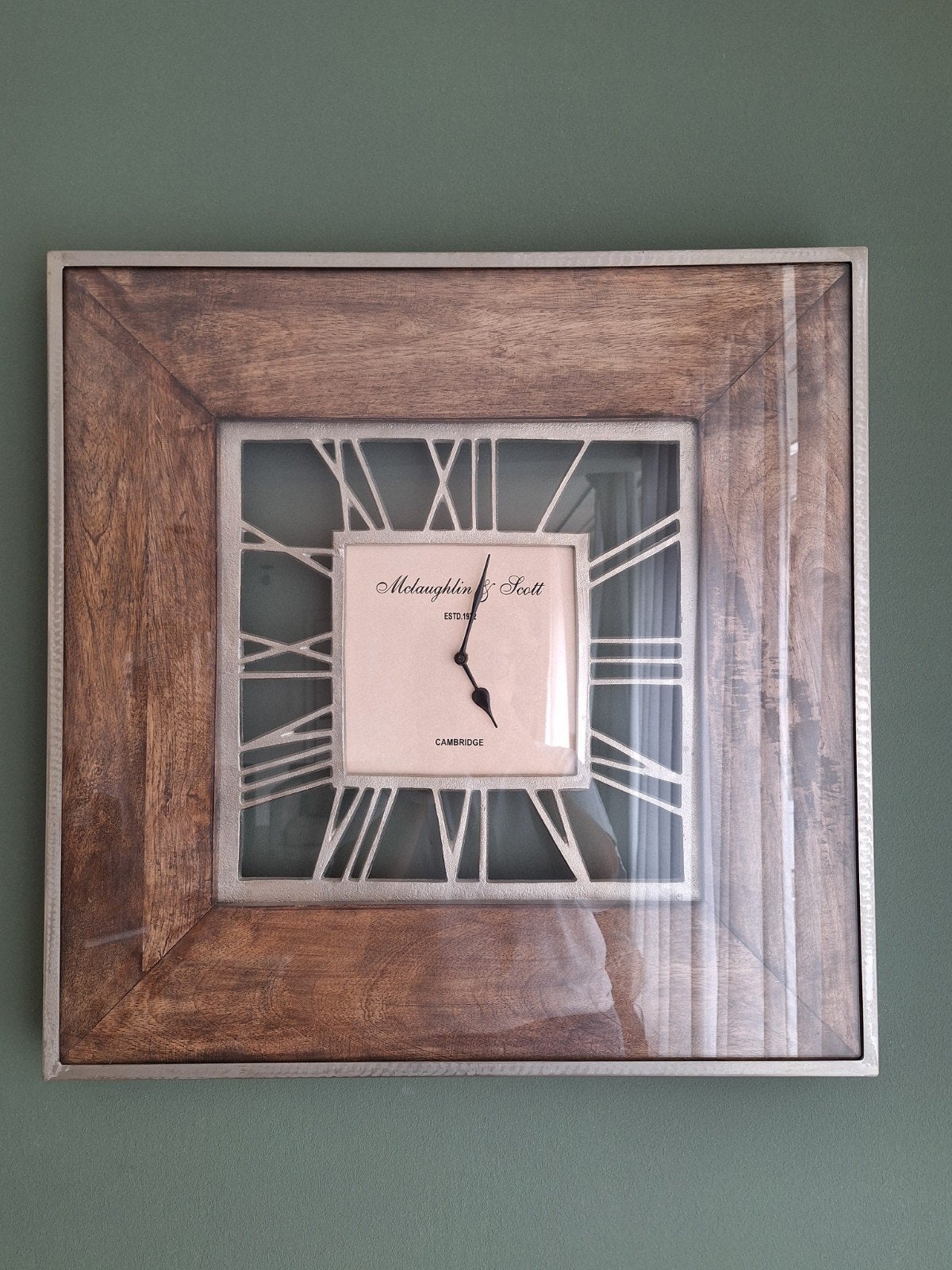 Wandklok 50x50 cm, gekocht bij Intratuin, Ophalen, Bruin, Landelijk, Analoog