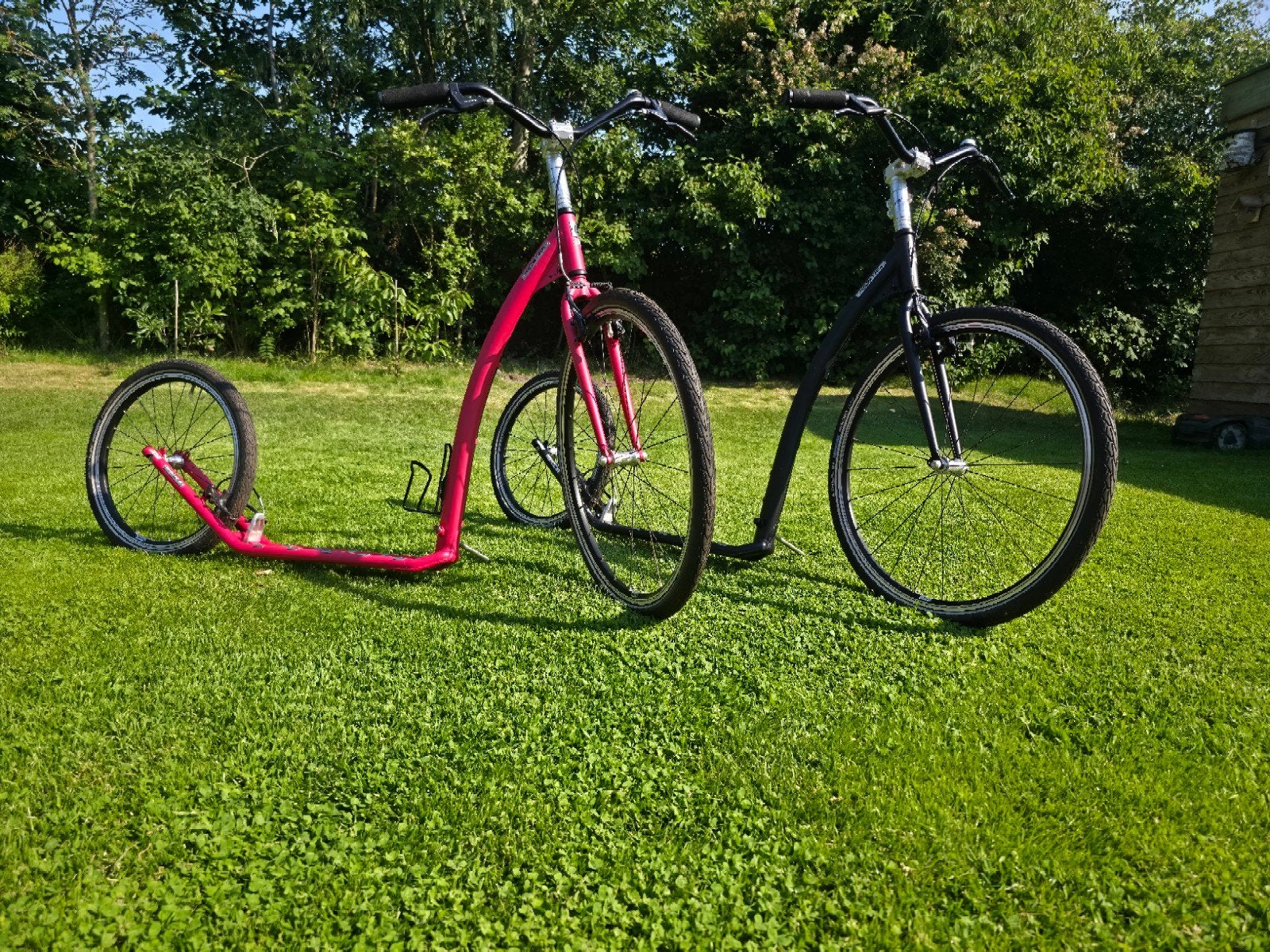 Set van 2 Kostka Sportsteps (Zwart & Roze) + Stuurverhogers!, Fietsen en Brommers, Ophalen, Zo goed als nieuw, Gewone step