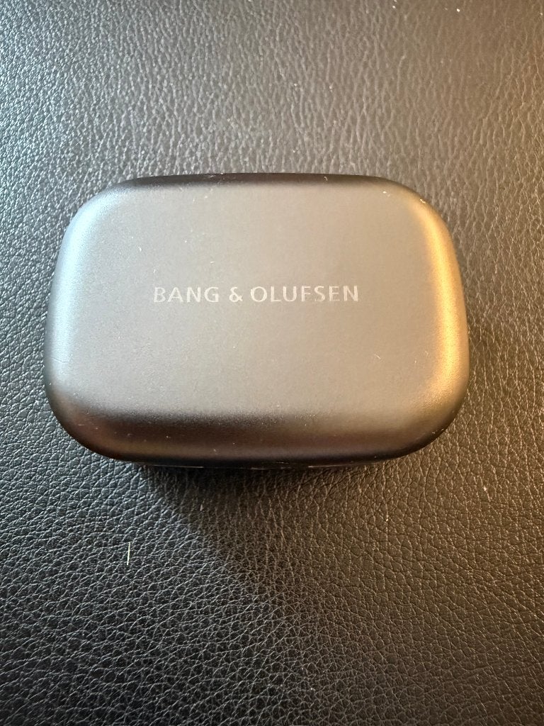 Original BANG&OLUFSEN Beoplay EX Gray charging case, Ophalen of Verzenden, Grijs, In oorschelp (earbud), Gebruikt