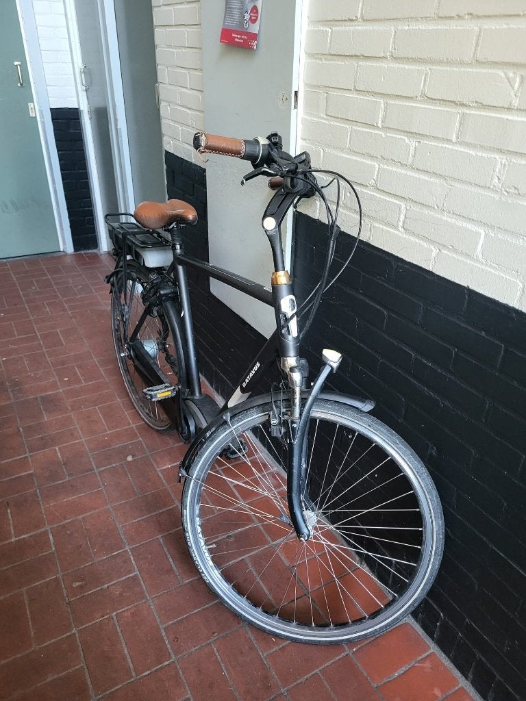 Elektrische fiets (defecte accu), Ophalen, Minder dan 30 km per accu, Gebruikt, Batavus