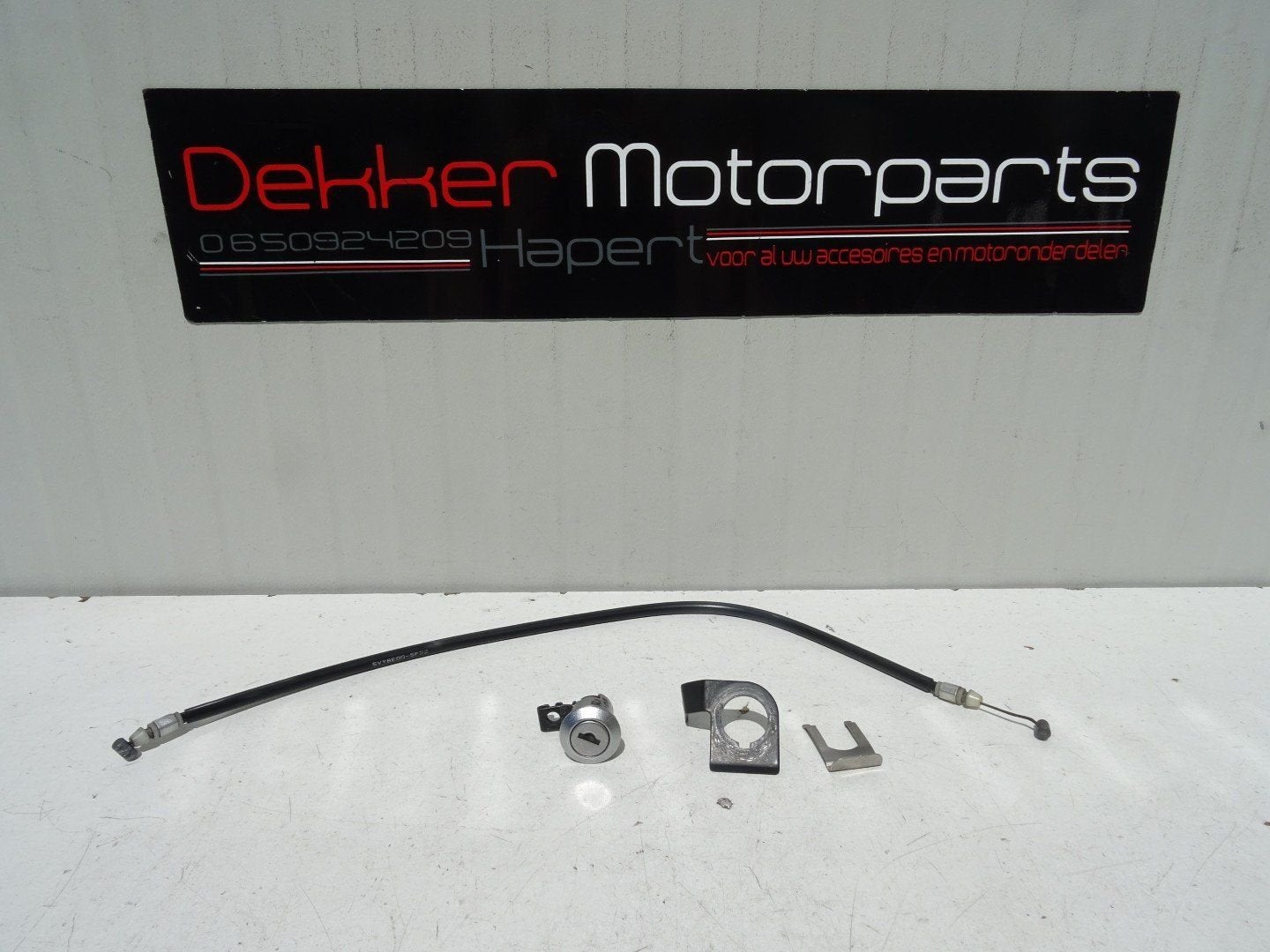 Buddy Slot Kont slotje + Kabel Yamaha YZF R1 2007-2008 RN19, Motoren, Onderdelen | Yamaha, Ophalen of Verzenden, -, -, -