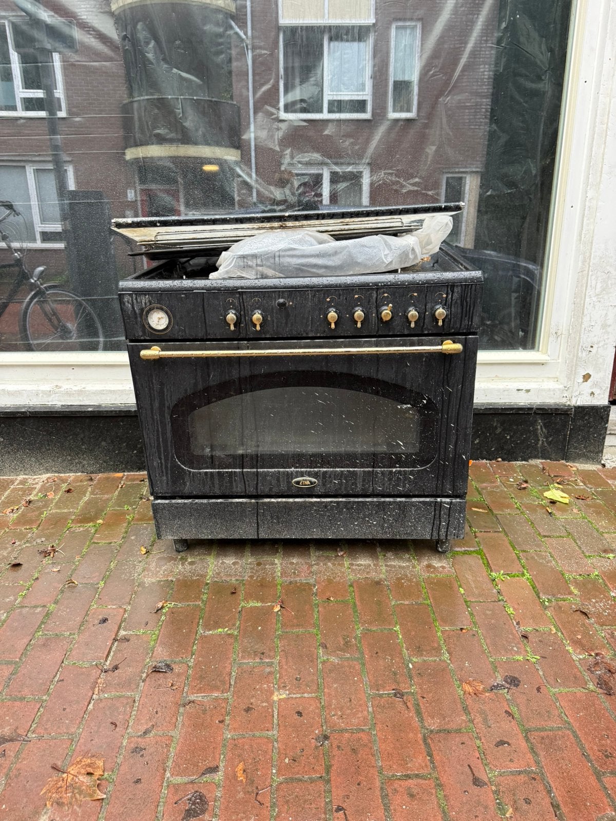 Gratis ETNA gasfornuis met oven, Ophalen, 60 cm of meer, Gas, Niet werkend