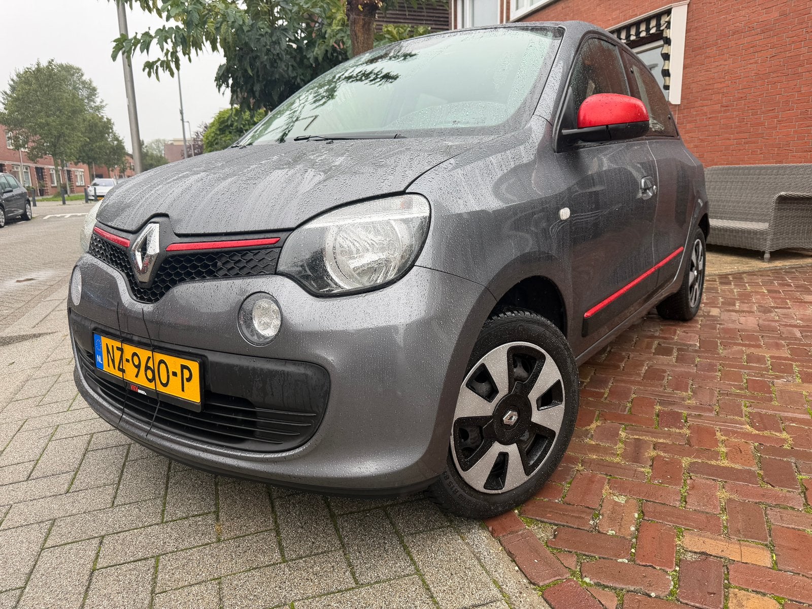 Renault Twingo 1.0 SCE 70 Authentique 2017 Grijs, Auto's, Voorwielaandrijving, 840 kg, 4 stoelen, Origineel Nederlands