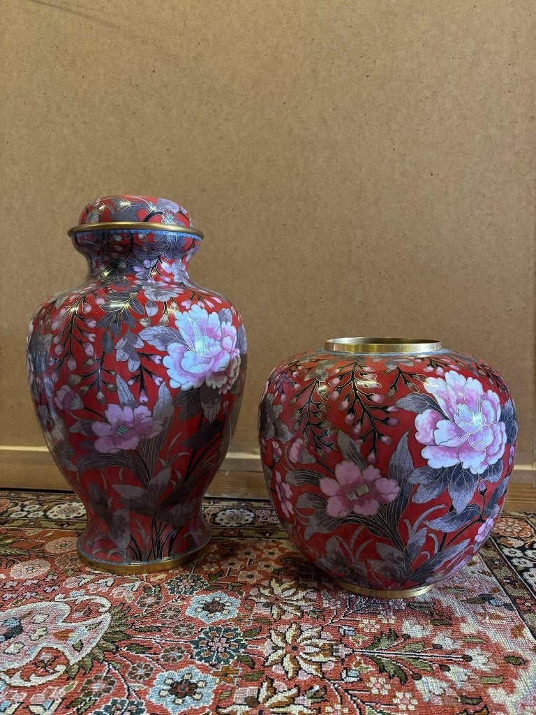 Vintage Chinees cloisonné set: vaas, pot en schaal, rood, Ophalen of Verzenden, China, Vaas, Metaal