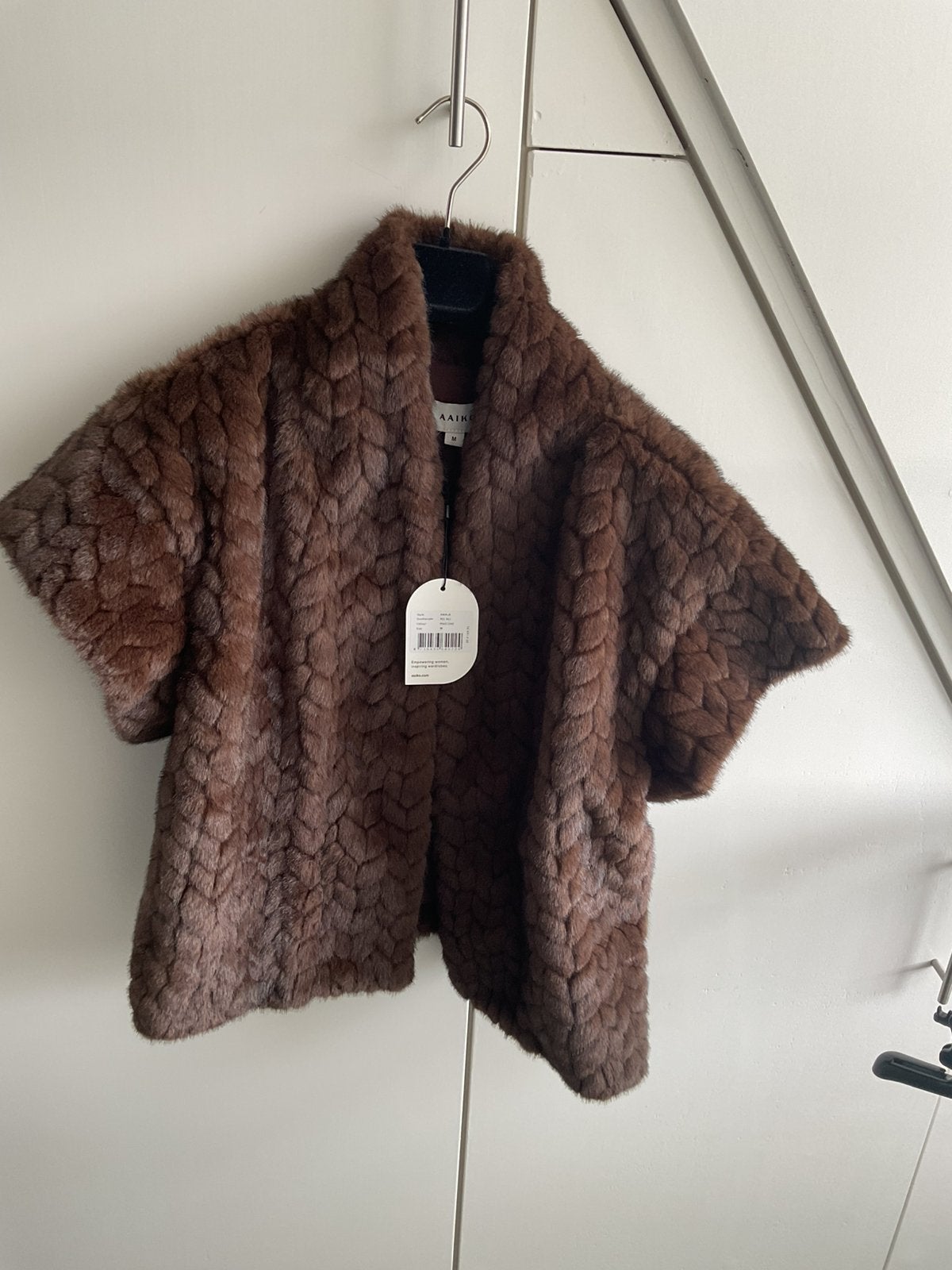Aaiko bruine bontbodywarmer maat M nieuw, Maat 38/40 (M), Bruin, Nieuw, Ophalen of Verzenden