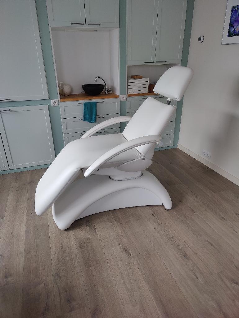 luxe behandelstoel, Sport en Fitness, Massageproducten, Ophalen, Zo goed als nieuw, Massagetafel