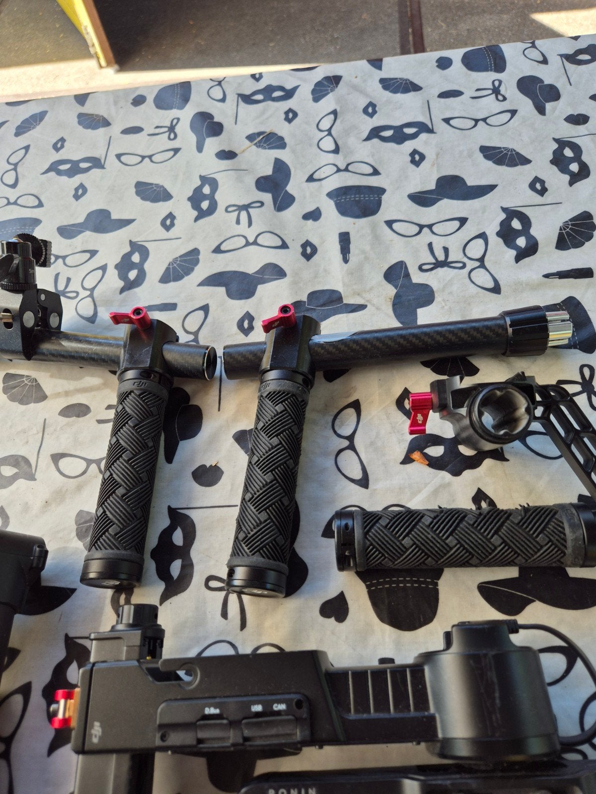 DJI Ronin-M Stabilized Gimbal System met accessoires, Ophalen