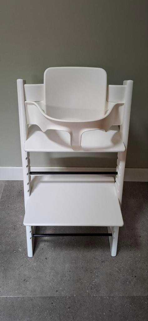 Stokke tripp trapp / trip trap met babyset kleur wit, Ophalen, Zo goed als nieuw, Meegroeistoel, Stoelverkleiner