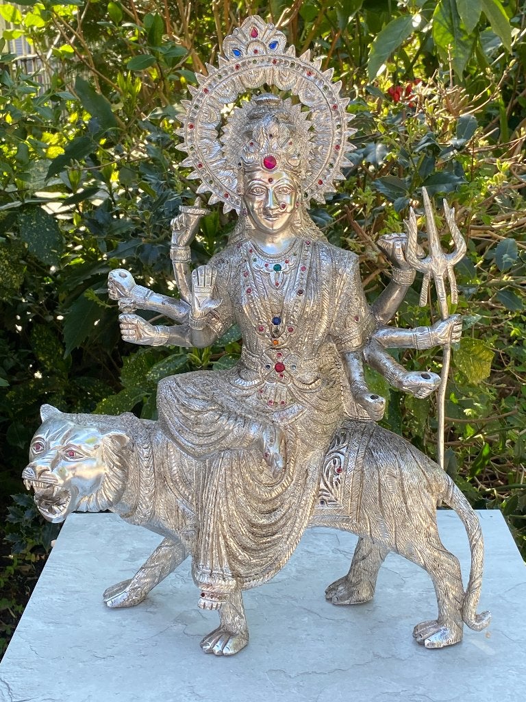 rote verzilverde Durga op tijger beeld 8,8 kg, Verzamelen, Ophalen, Zo goed als nieuw, Beeld(je), Hindoeïsme