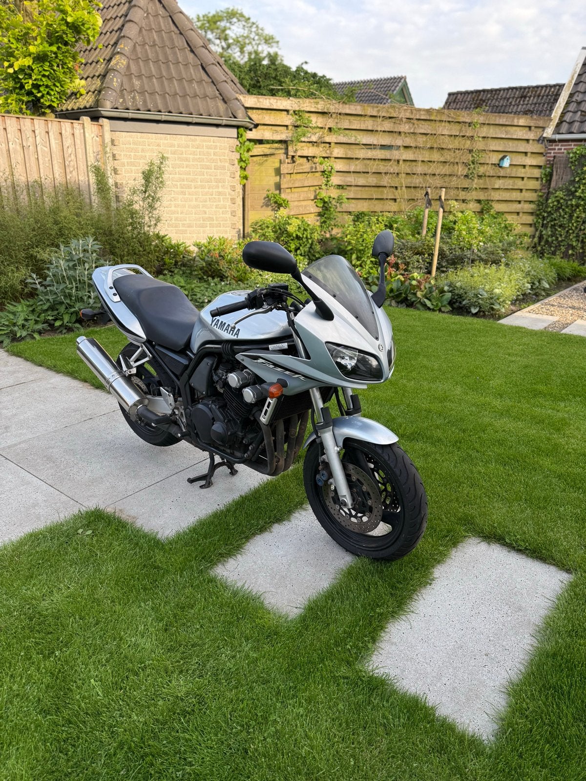 Yamaha Fazer 600 2003 - (70kW/95pk), Motoren, 4 cilinders, Motorrijbewijs A, Gebruikt, Particulier