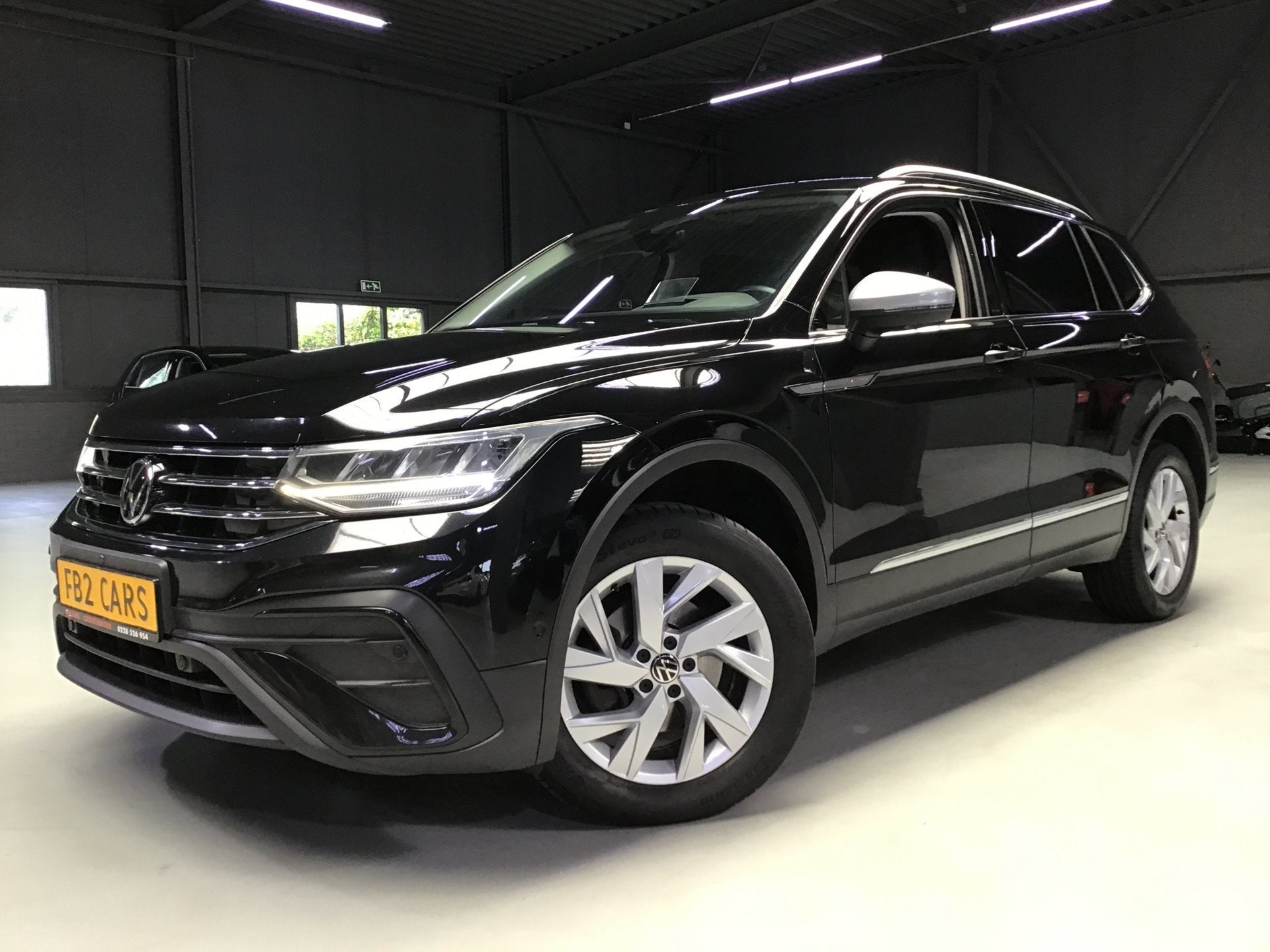 Volkswagen Tiguan Allspace 2.0 TDI Life I EX BPM I EX BTW I, Auto's, Automaat, Dealer onderhouden, Gebruikt, Overige carrosserieën