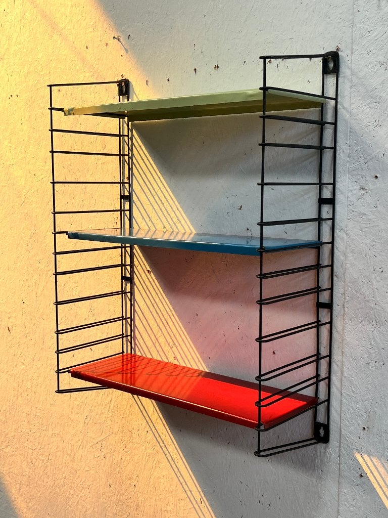 Vintage Tomado wandrek / wandmeubel, 1960, Nederland, Huis en Inrichting, Gebruikt, Tomado Holland, Onbekend, Ophalen of Verzenden