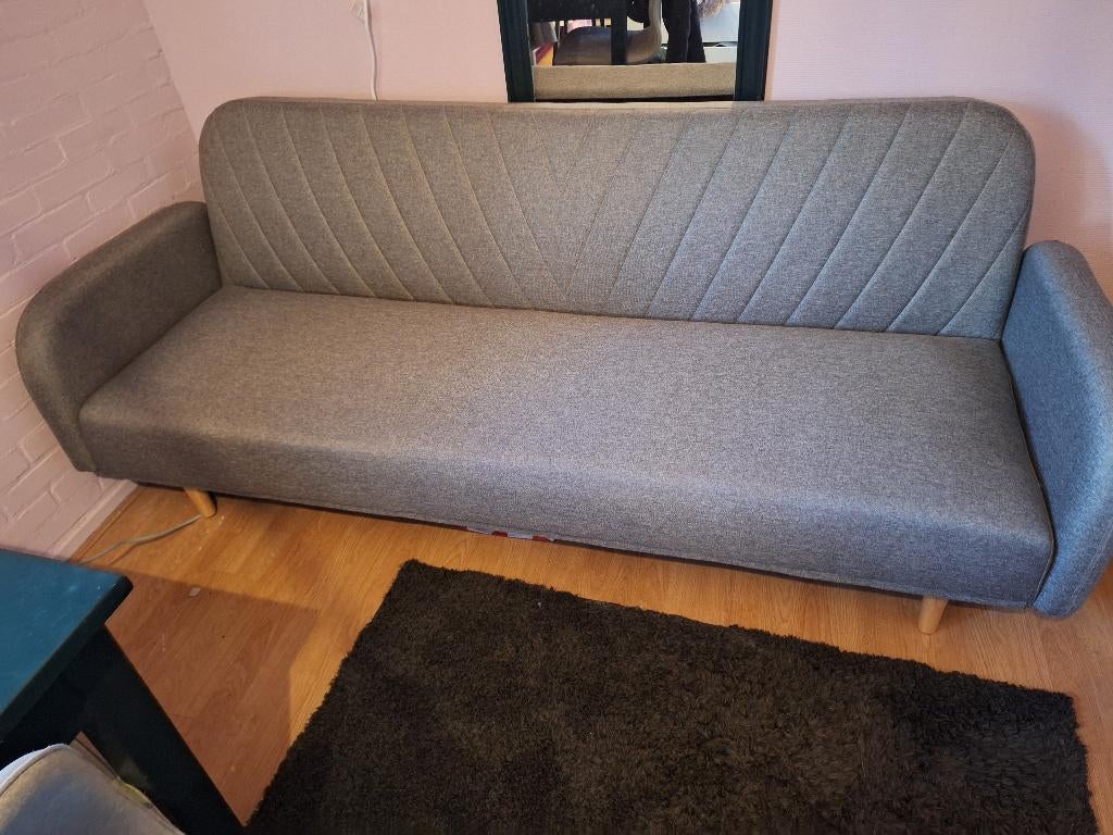 JYSK PARADIS slaapbank lichtgrijs - zeer goede staat, Huis en Inrichting, Ophalen, 190 cm of minder, Zo goed als nieuw, Twijfelaar