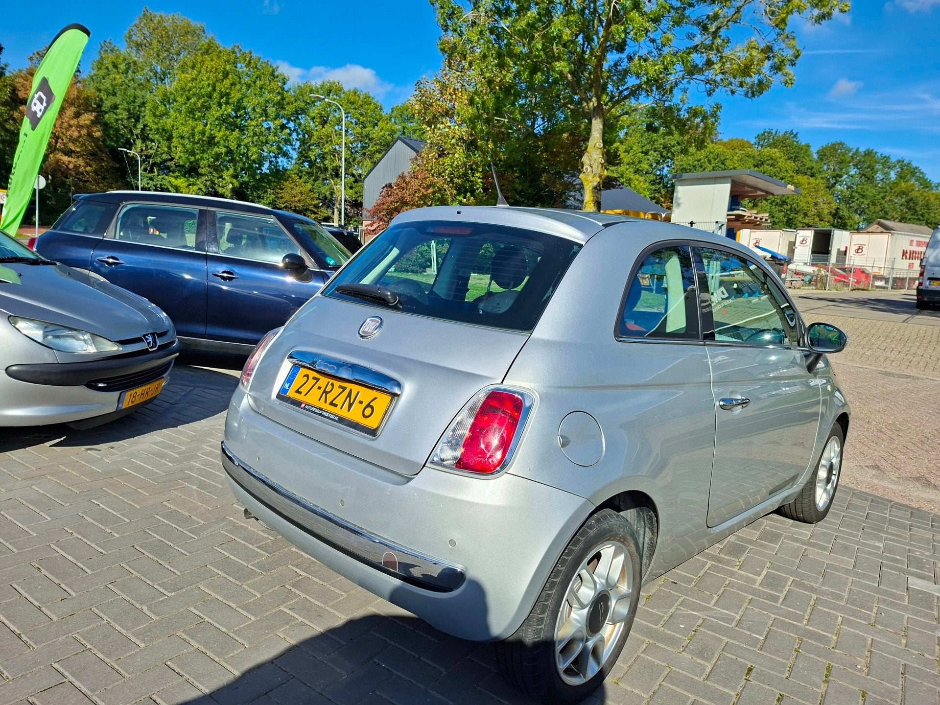 Fiat 500 1.2 Lounge / AUTOMAAT / APK september 2027, Auto's, Euro 5, Gebruikt, 1242 cc, 4 cilinders