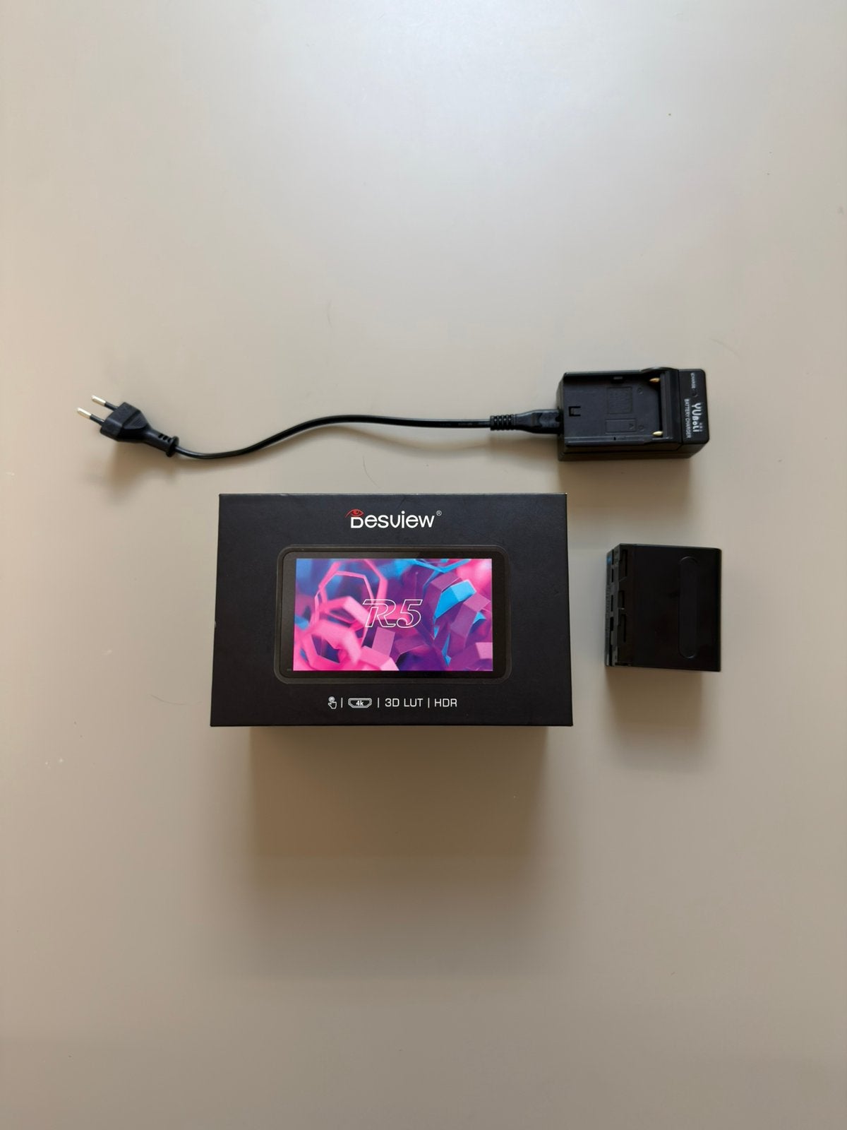Desview R5 5.5 inch HDR HDMI monitor + Batterij en lader, Ophalen, Zo goed als nieuw