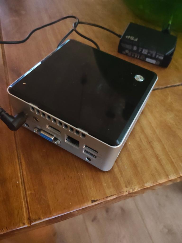 Intel nuc5cpyh mini pc, Computers en Software, Ophalen