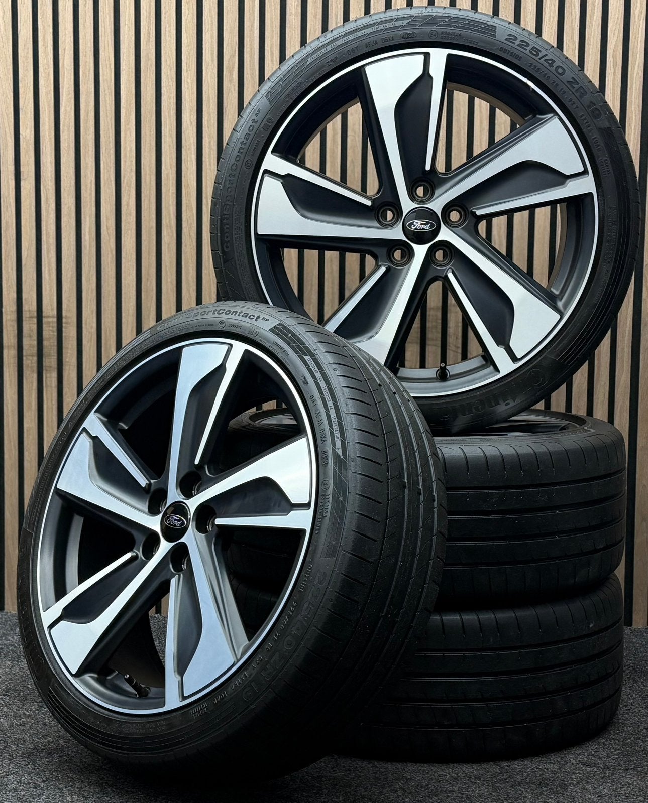 Originele 19 inch Ford Puma ST-Line 5x108 ET47.5 225/40/19, Auto-onderdelen, ., Banden en Velgen, ., Ophalen