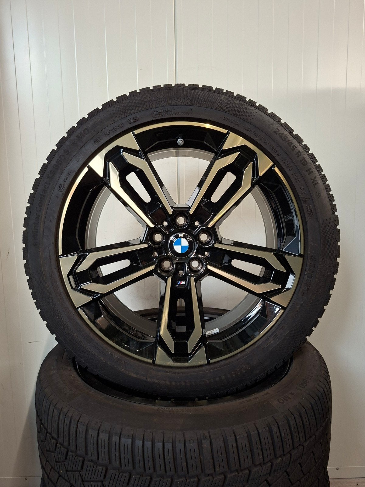 19' BMW X1 X2 Styling 871M Night Gold met winterbanden, 19 inch, 245 mm, Banden en Velgen, Personenwagen