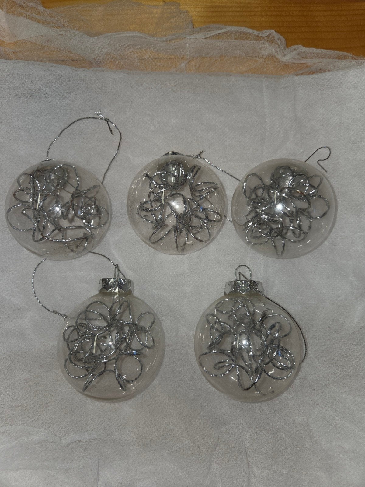 Set van 5 Oude Heldere Kerstballen met Leonisch Zilverdraad, Ophalen, Gebruikt