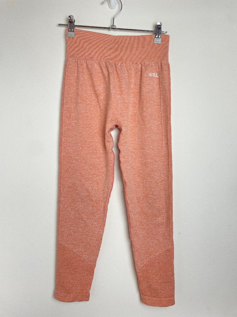 Aybl Motion legging tight maat M perzik oranje, Maat 38/40 (M), AYBL, Unit 2 Velocity Way  Redditch  England  B98 7FX  United Kingdom
