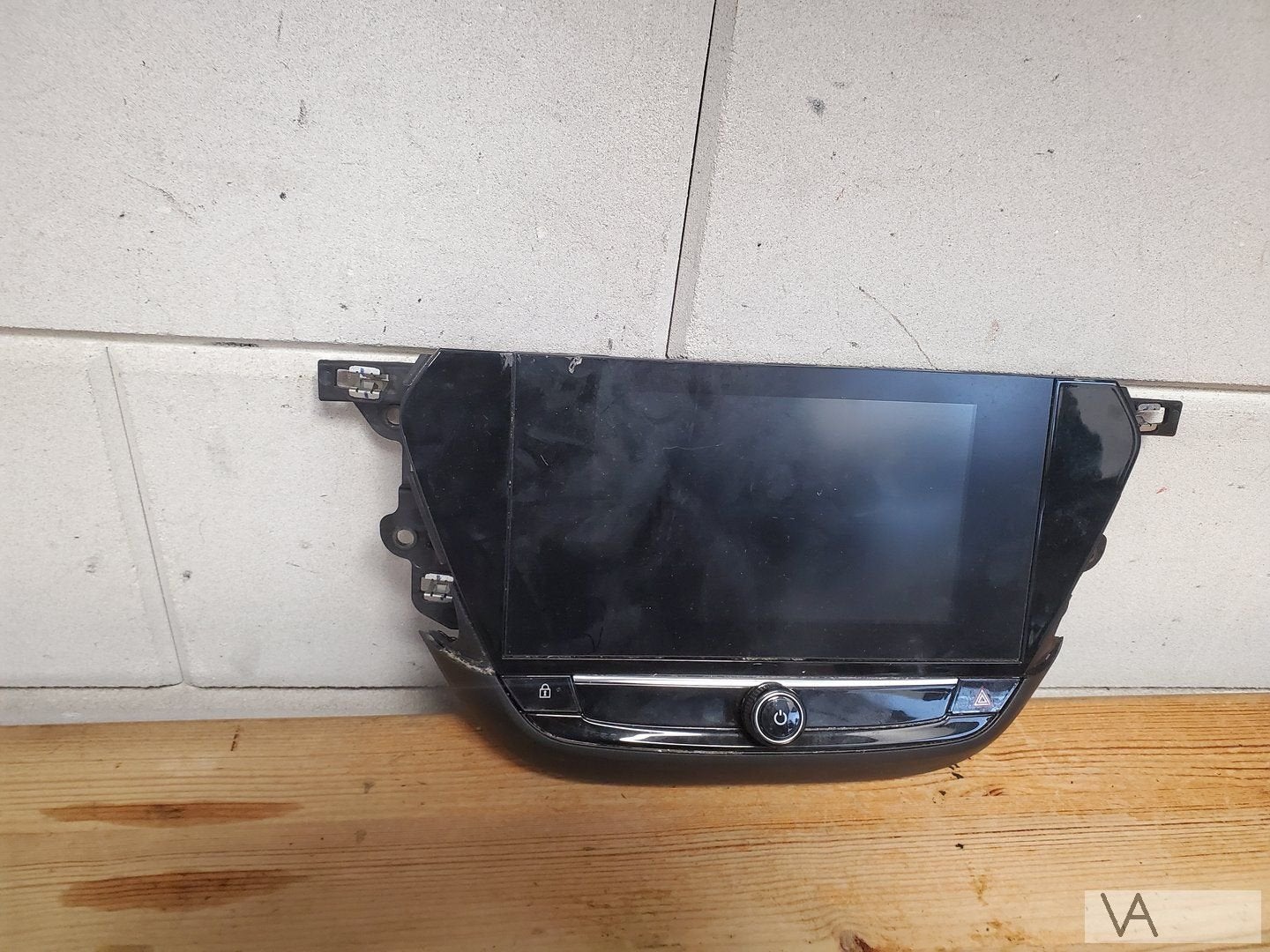 Opel Corsa F 2019 - 2024 navigatie display 39231265 krasje, Gebruikt, -, -, Opel