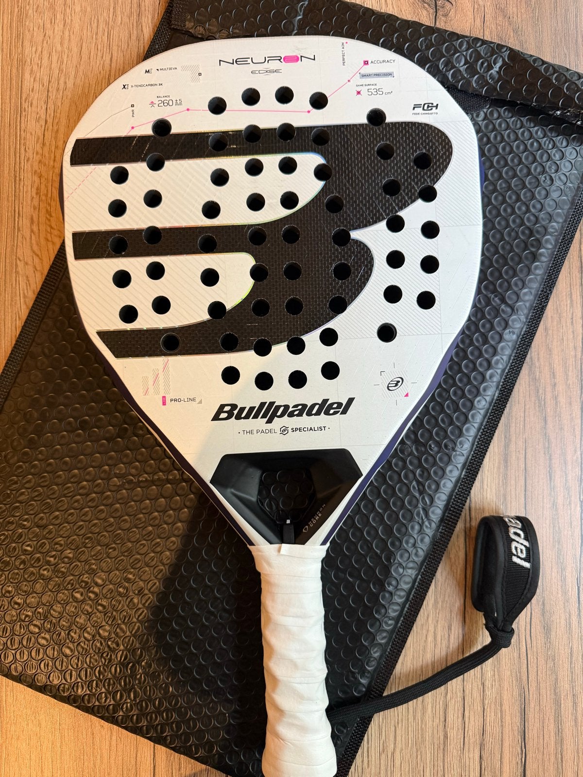 Bullpadel Neuron Edge 02 2027, Sport en Fitness, Ophalen of Verzenden, Zo goed als nieuw, Info@bullpadel, Padelracket