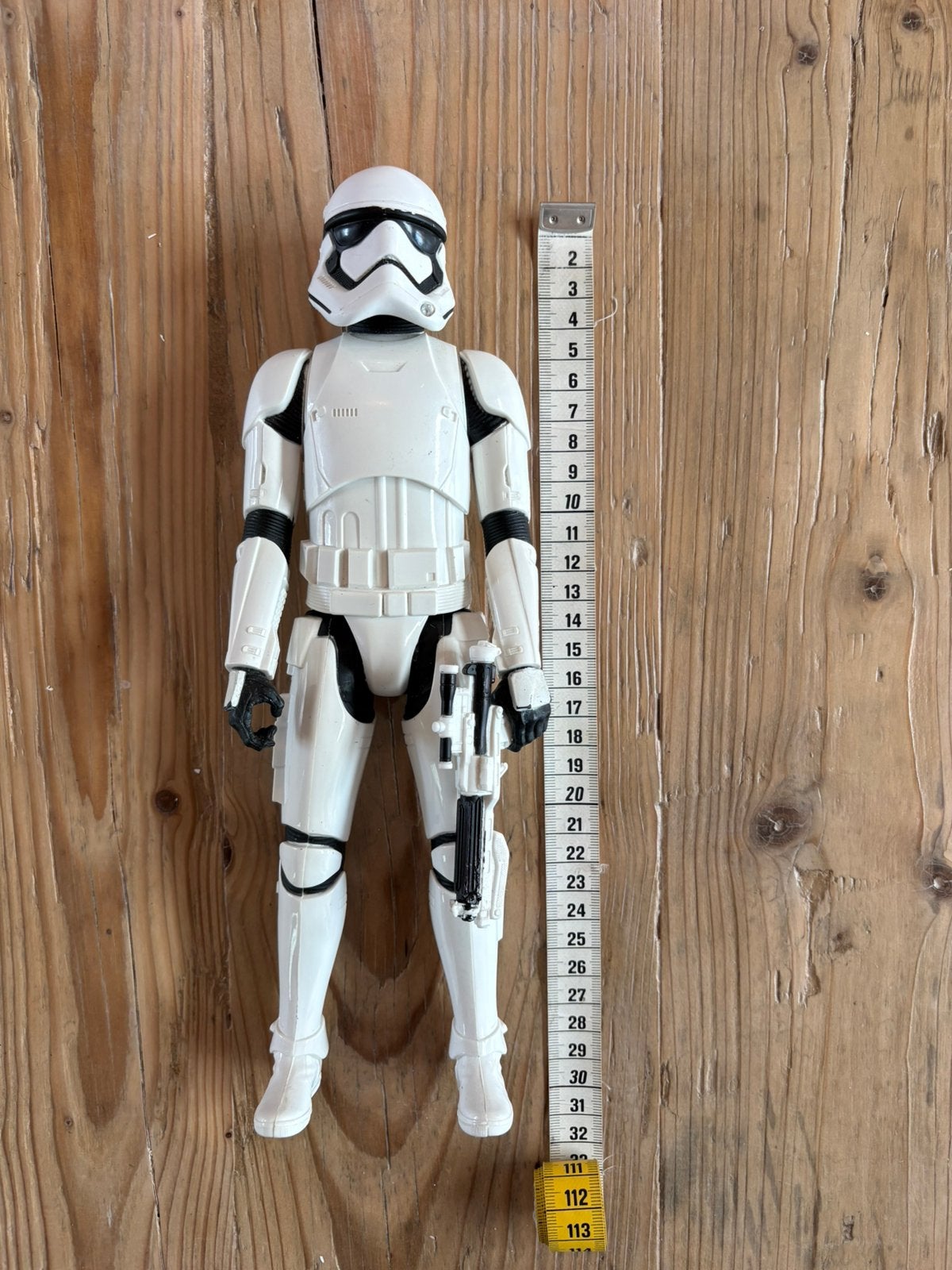 Star Wars First Order Stormtrooper Hasbro 30 cm met blaster, Ophalen of Verzenden, Gebruikt, Actiefiguurtje