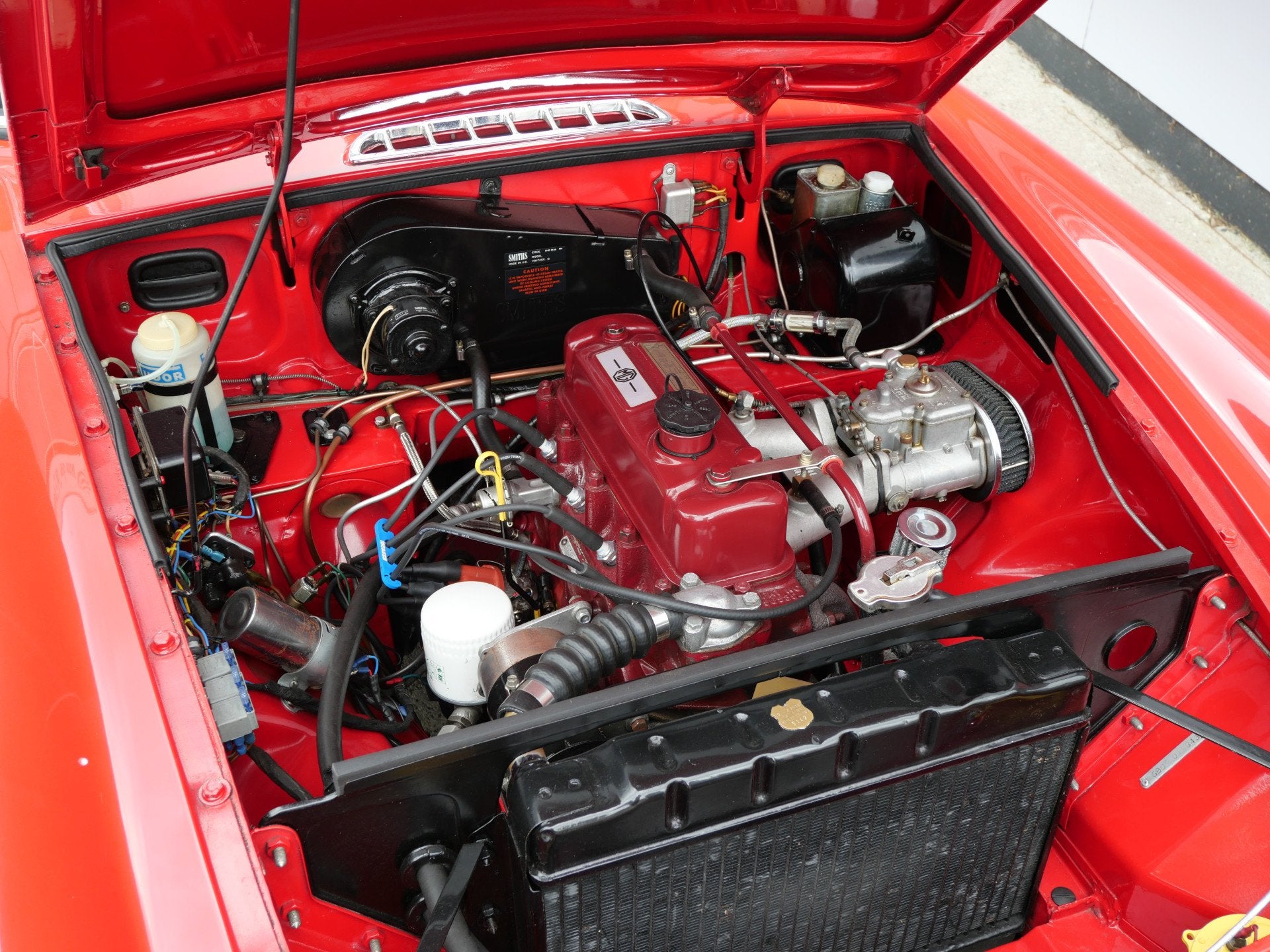 MG B 1.8 GT OVERDRIVE | LEER | ORIGINEEL | EUROPESE UITVOERI, foto 4