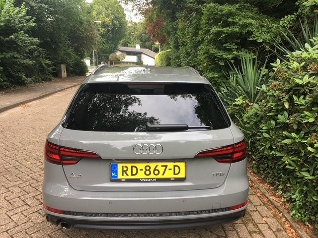 Foto 5 van Audi A4 Avant 1.4 TFSI 150 pk S tronic S line Black Edition