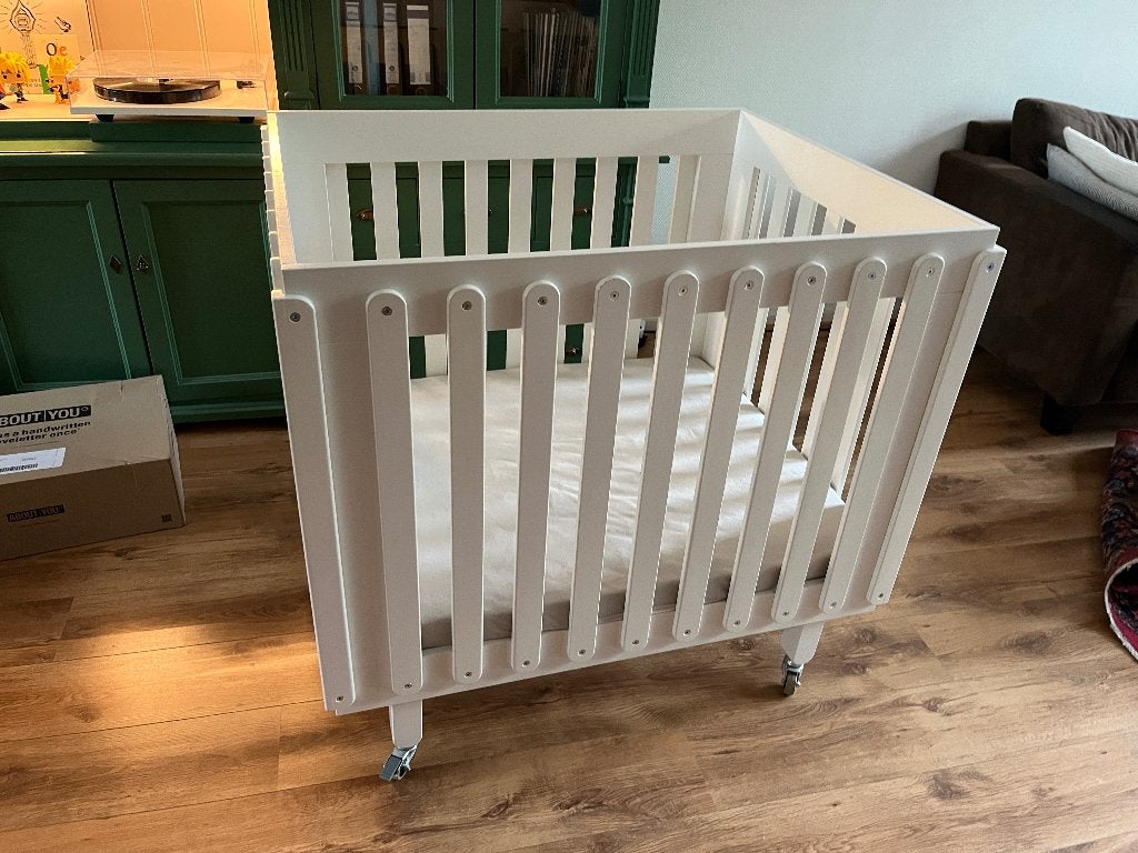 Ukkepuk dutch design baby box, Ophalen, Gebruikt, Rechthoekig, In hoogte verstelbaar