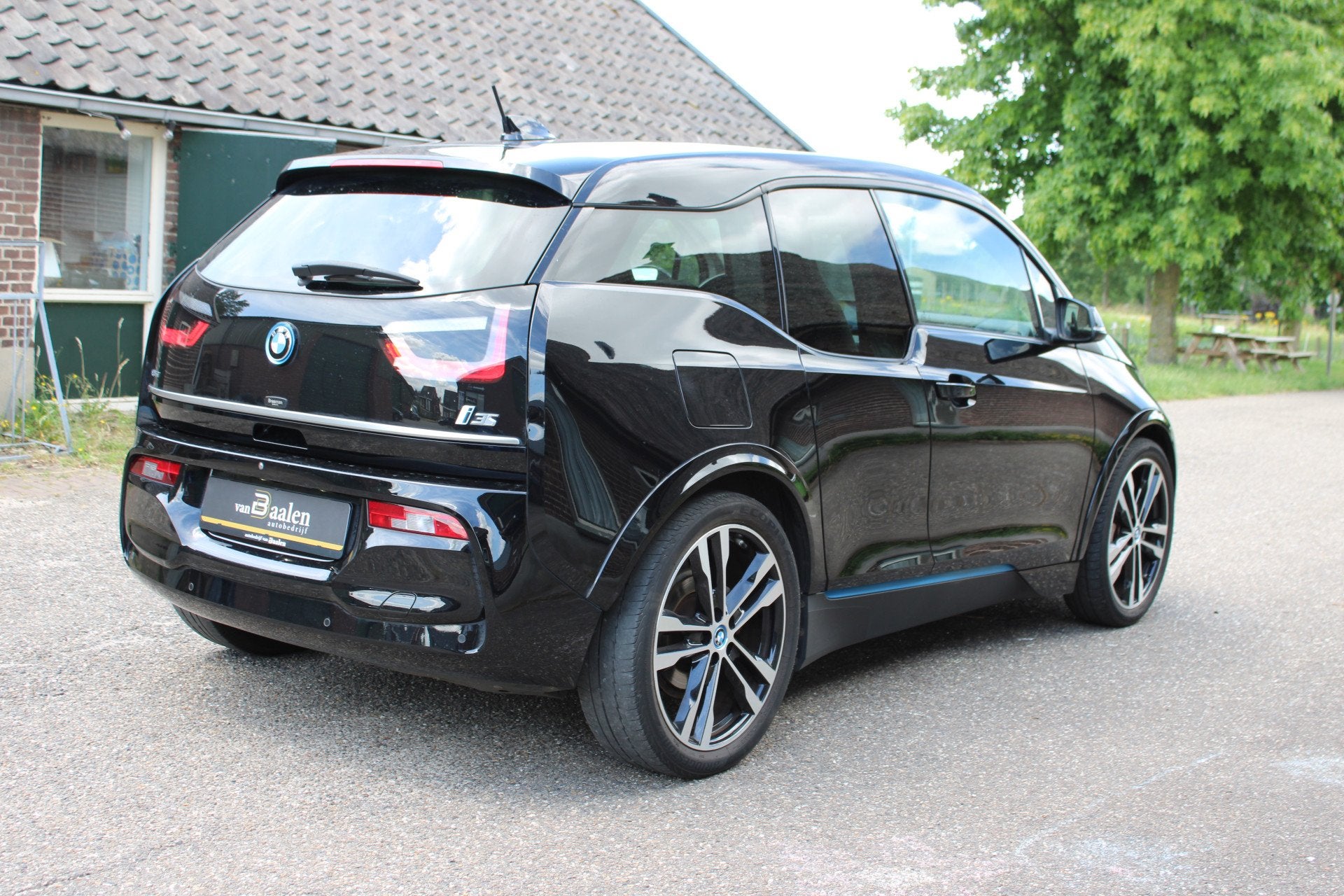 BMW i3 S 120Ah 42 kWh SOh 90,4% LEER NAVI LED CAMERA PDC 960, Auto's, Automaat, Achterwielaandrijving, 4 stoelen, Zwart