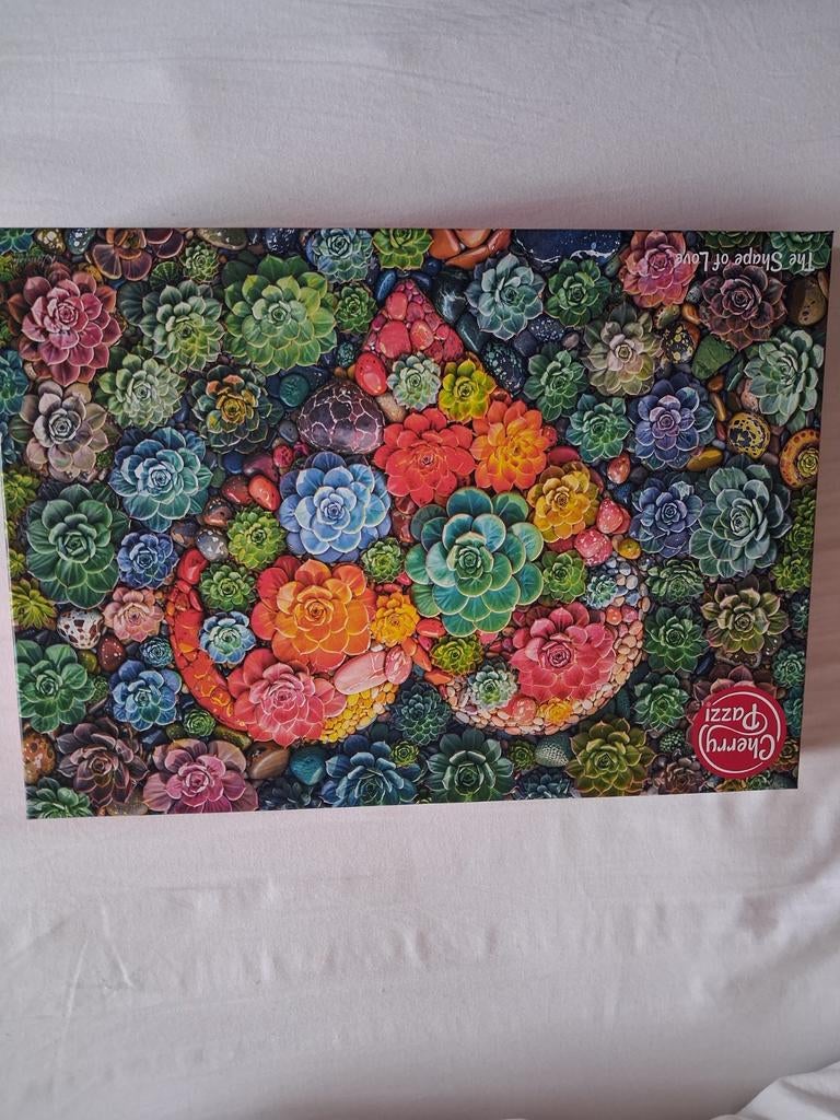 Cherry pazzi puzzels 1000 stukjes, Hobby en Vrije tijd, Ophalen of Verzenden, 500 t/m 1500 stukjes, Zo goed als nieuw