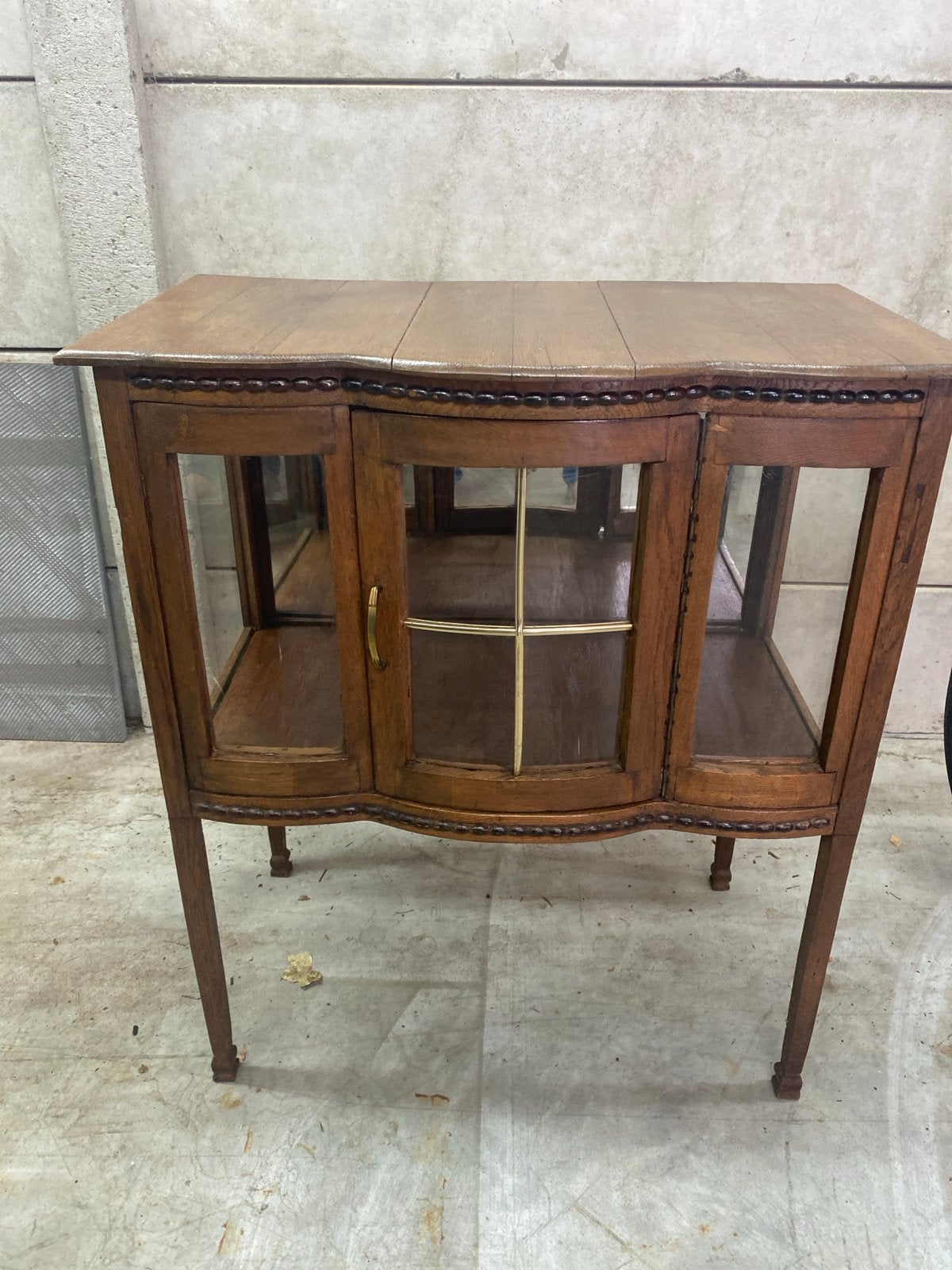 Antiek houten theekastje met glas, Ophalen