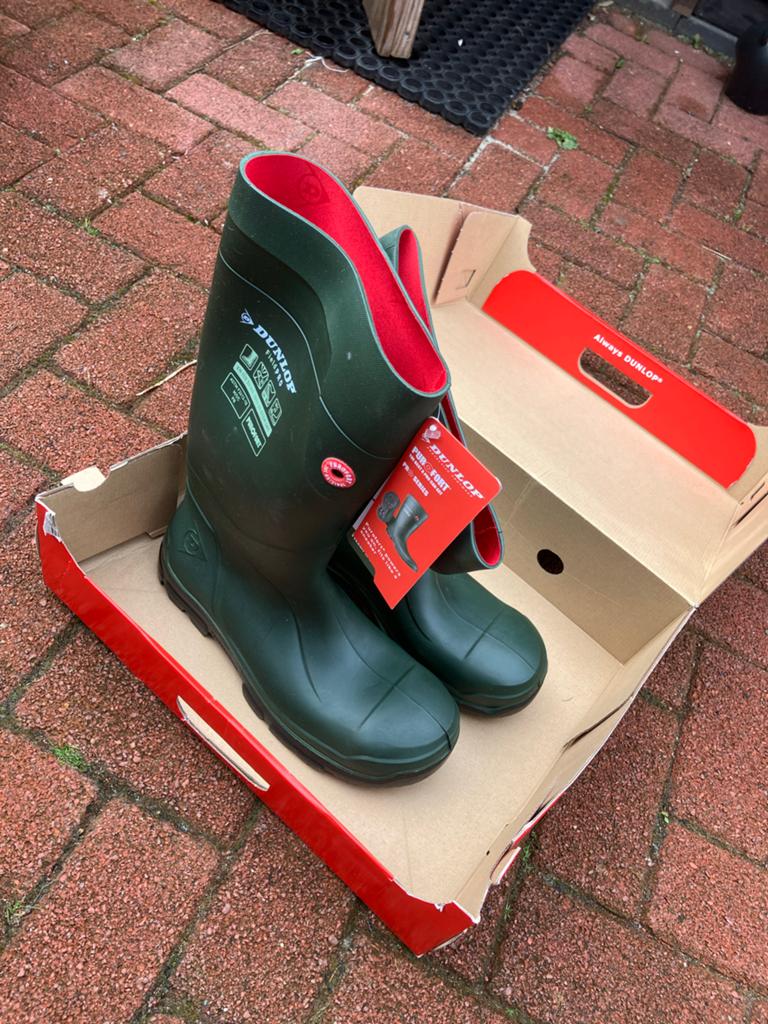 Nieuwe Dunlop Veiligheidslaarzen - Maat 45, Kleding | Heren, Schoenen, Ophalen of Verzenden, Nieuw, Overige kleuren, Regenlaarzen