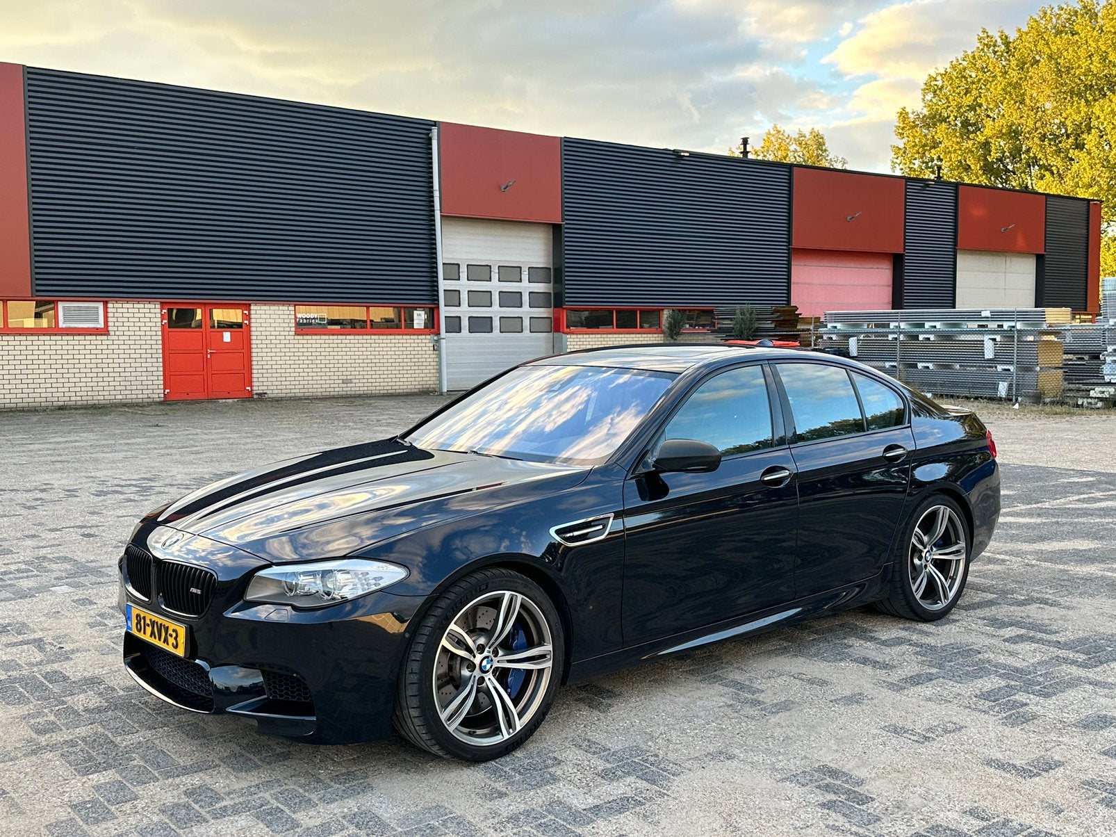 BMW 5-Serie M5 4.4 412KW/560PK 2012 Zwart, Auto's, BMW, Automaat, Achterwielaandrijving, 2000 kg, 4395 cc
