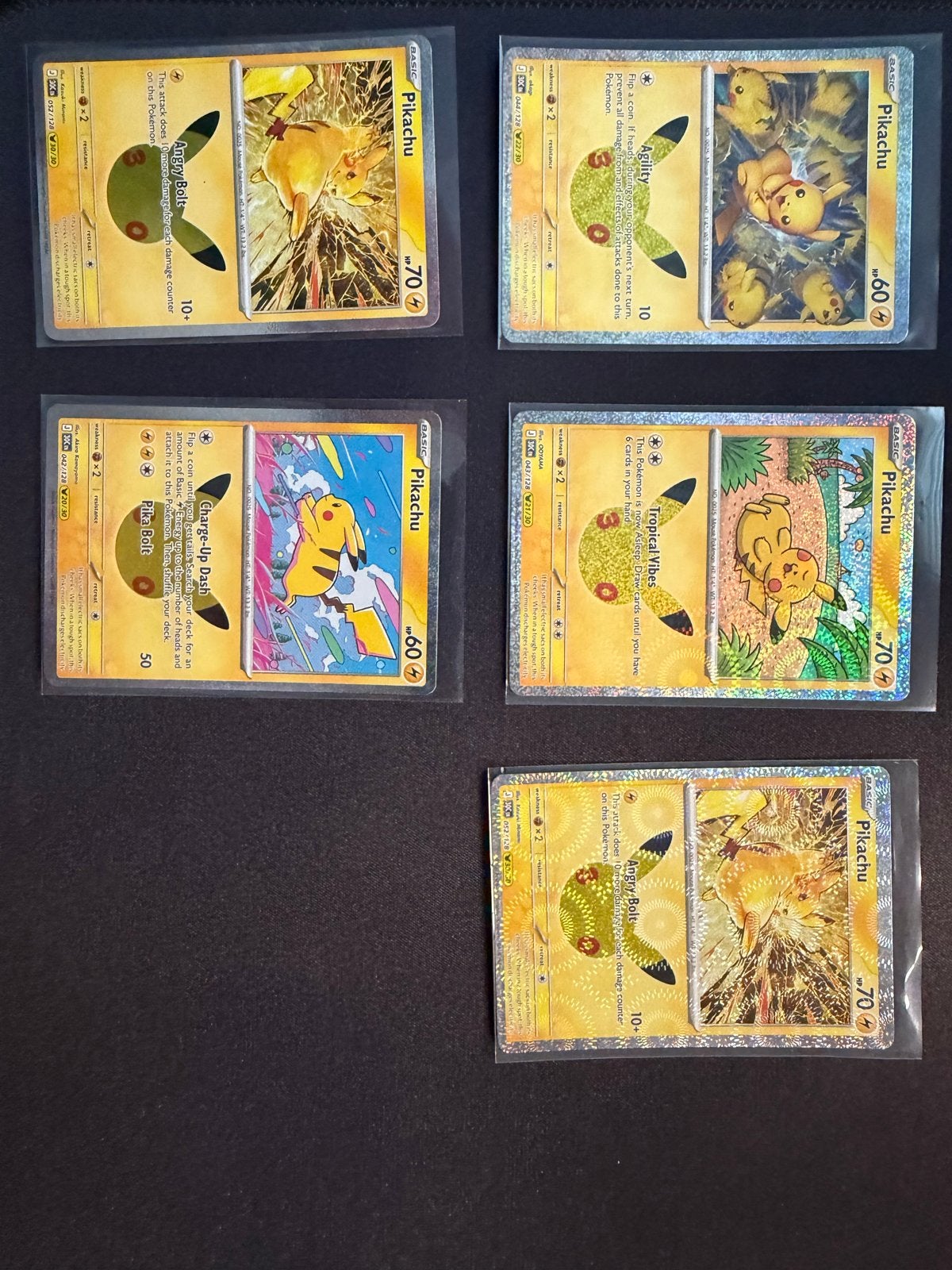 Pikachu Pokémon 30th celebration, Ophalen of Verzenden, Gebruikt, Meerdere kaarten, Foil