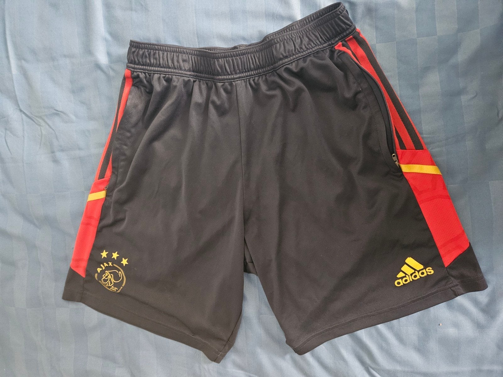 Ajax korte broek M, Ophalen of Verzenden, Voetbal, Gedragen, Maat 48/50 (M)