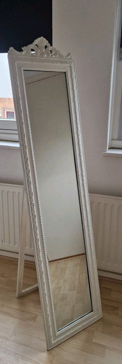 Witte passpiegel met sierlijke lijst - 145 cm hoog, Ophalen, Minder dan 50 cm, Gebruikt, 100 tot 150 cm