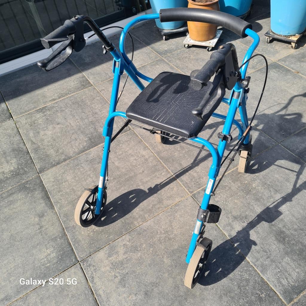 rollator opvouwbaar in prima staat, Ophalen, Opvouwbaar, Gebruikt