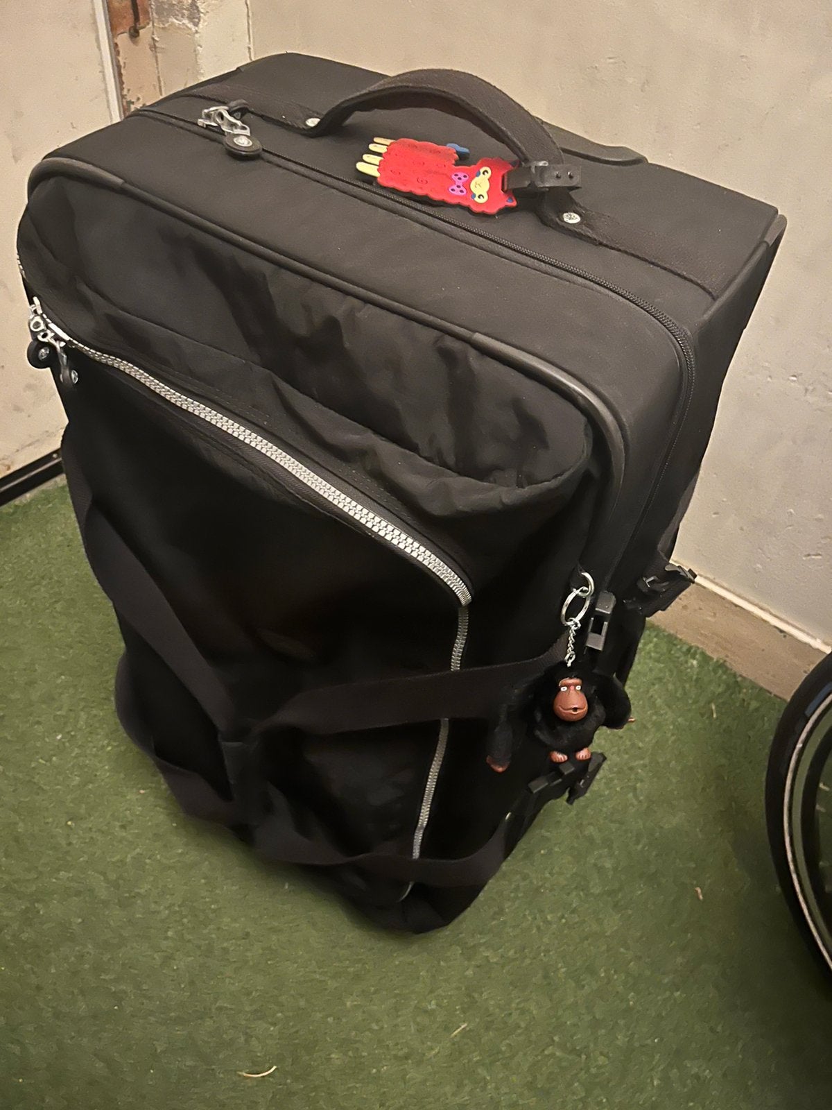 Grote Kipling reistrolley zwart, Sieraden, Tassen en Uiterlijk, Koffers, Overige materialen, Zo goed als nieuw, 35 tot 45 cm, Wieltjes