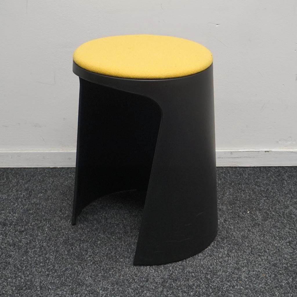 Sellex Handy Kruk | Poefje | Zit Hoogte 46 cm | Geel, Kunststof, Gebruikt, -, -