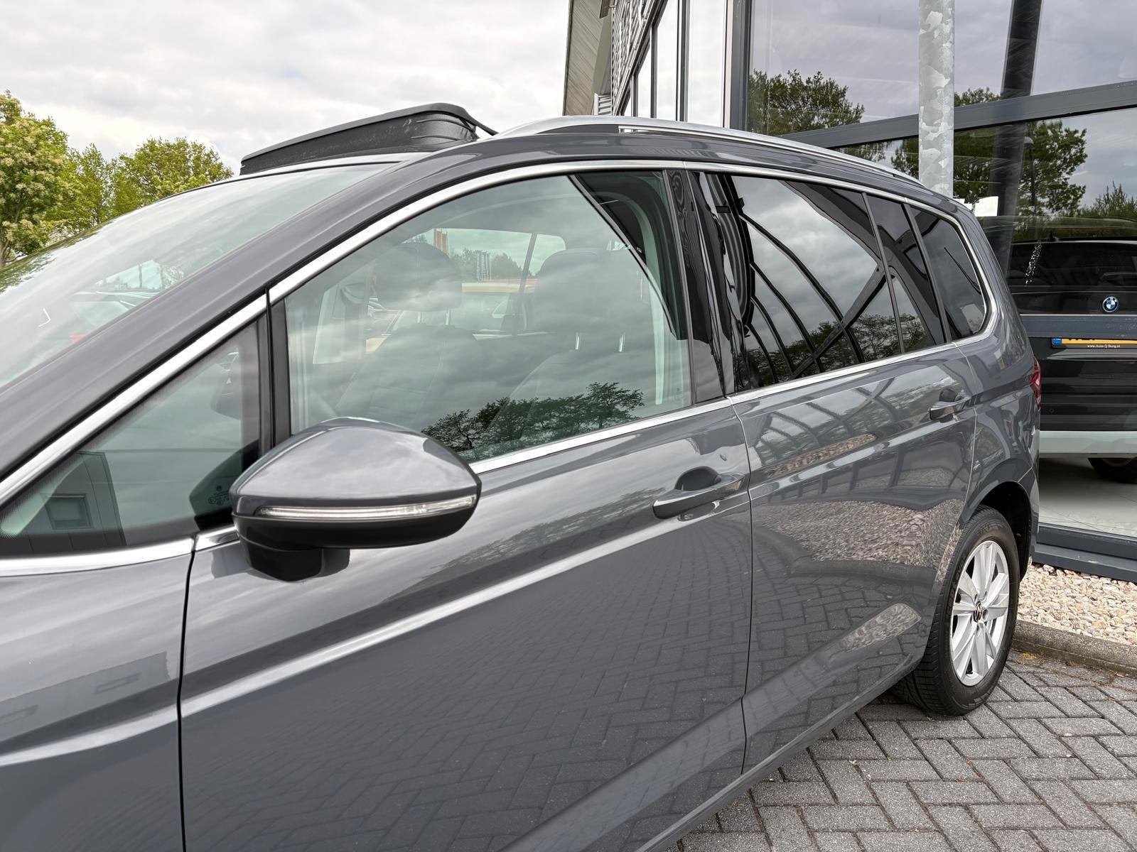 Volkswagen Touran 2.0 TDI| 7 Persoons | Navi | LMV | PDC | A, Voorwielaandrijving, Stof, Gebruikt, 7 stoelen