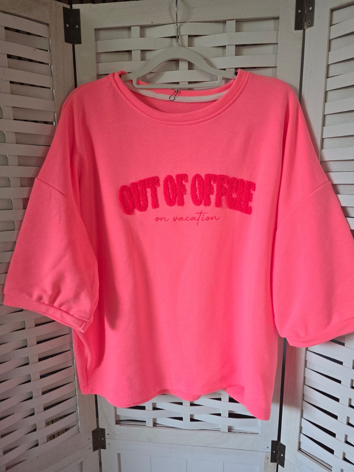 Nieuw neon roze shirt 40 42 44, Kleding | Dames, Maat 42/44 (L), Nieuw, Ophalen of Verzenden, Korte mouw