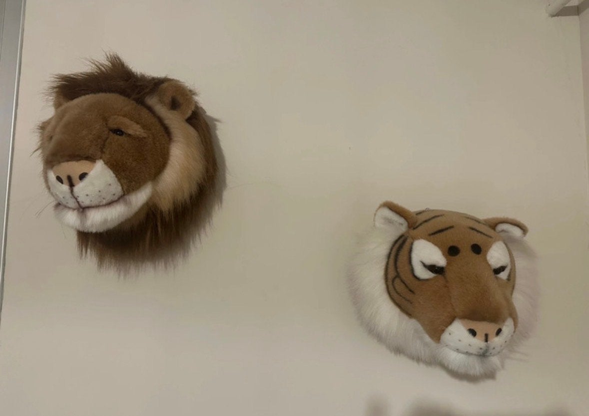 Pluche Leeuw en Tijger Wanddecoratie - Kinderkamer, Ophalen, Overige stijlen, Zo goed als nieuw, Bruin