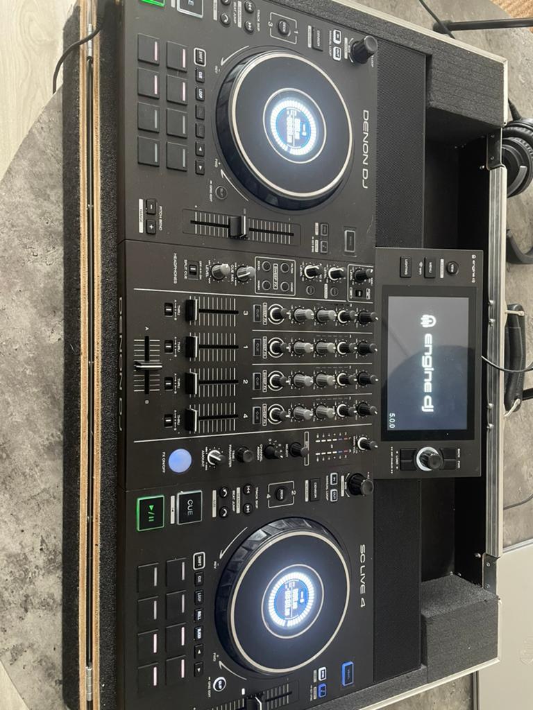 Denon sc live 4 + flightbox, Muziek en Instrumenten, Dj-sets en Draaitafels, Ophalen, Zo goed als nieuw, Denon