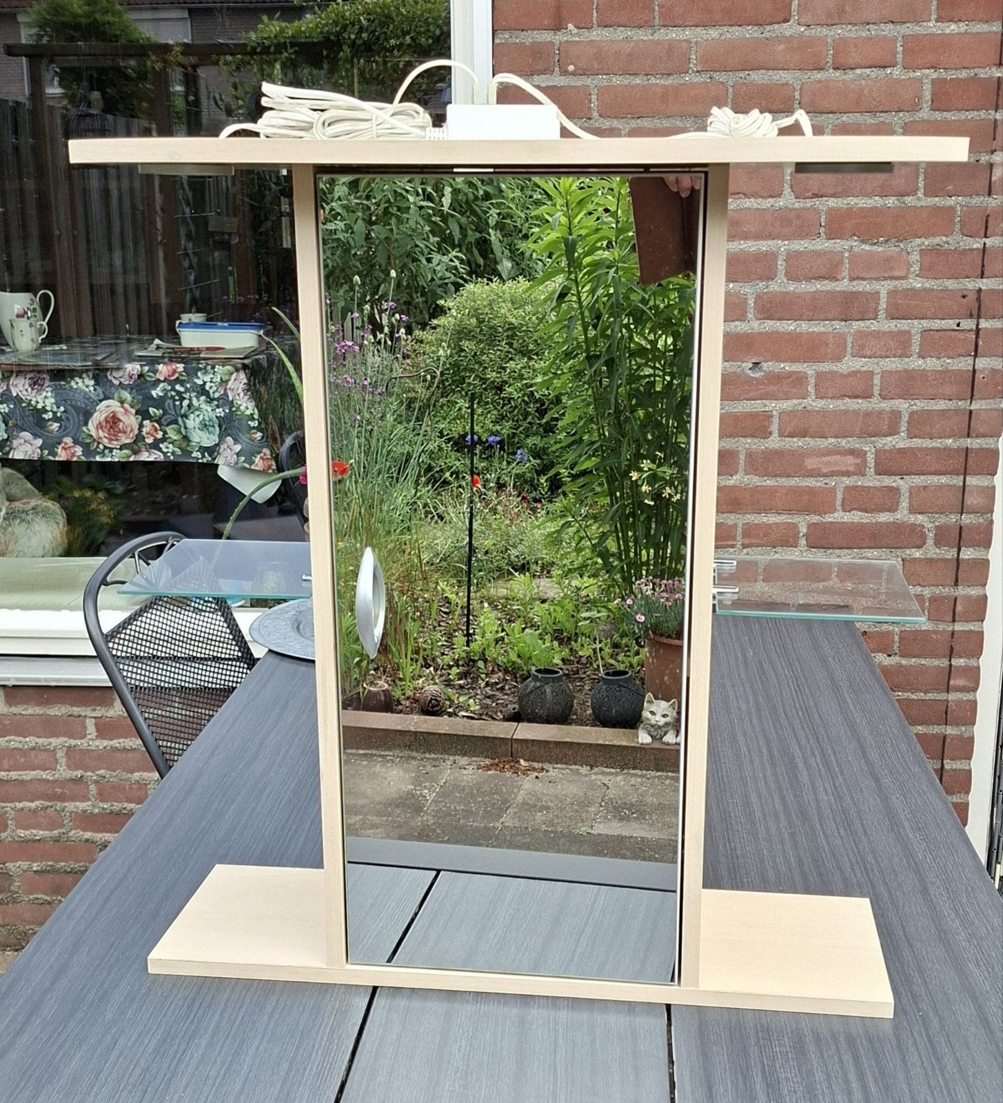 Spiegelkast badkamer met verlichting en glazen plankjes, Ophalen, 50 tot 100 cm, Minder dan 25 cm, Minder dan 100 cm