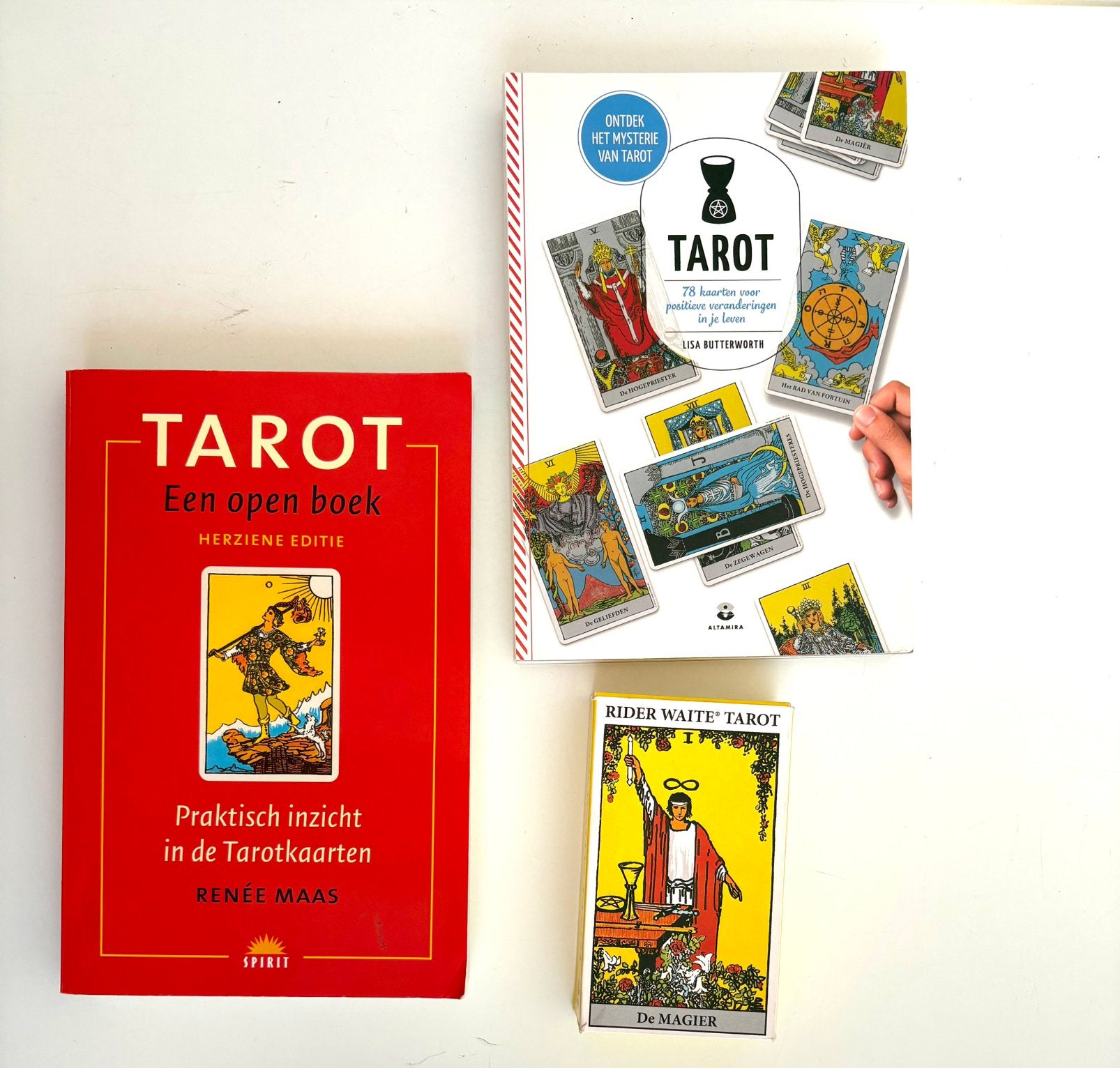 Rider Waite Tarot kaarten en twee boeken, Ophalen of Verzenden, Gebruikt, Speelkaart(en)