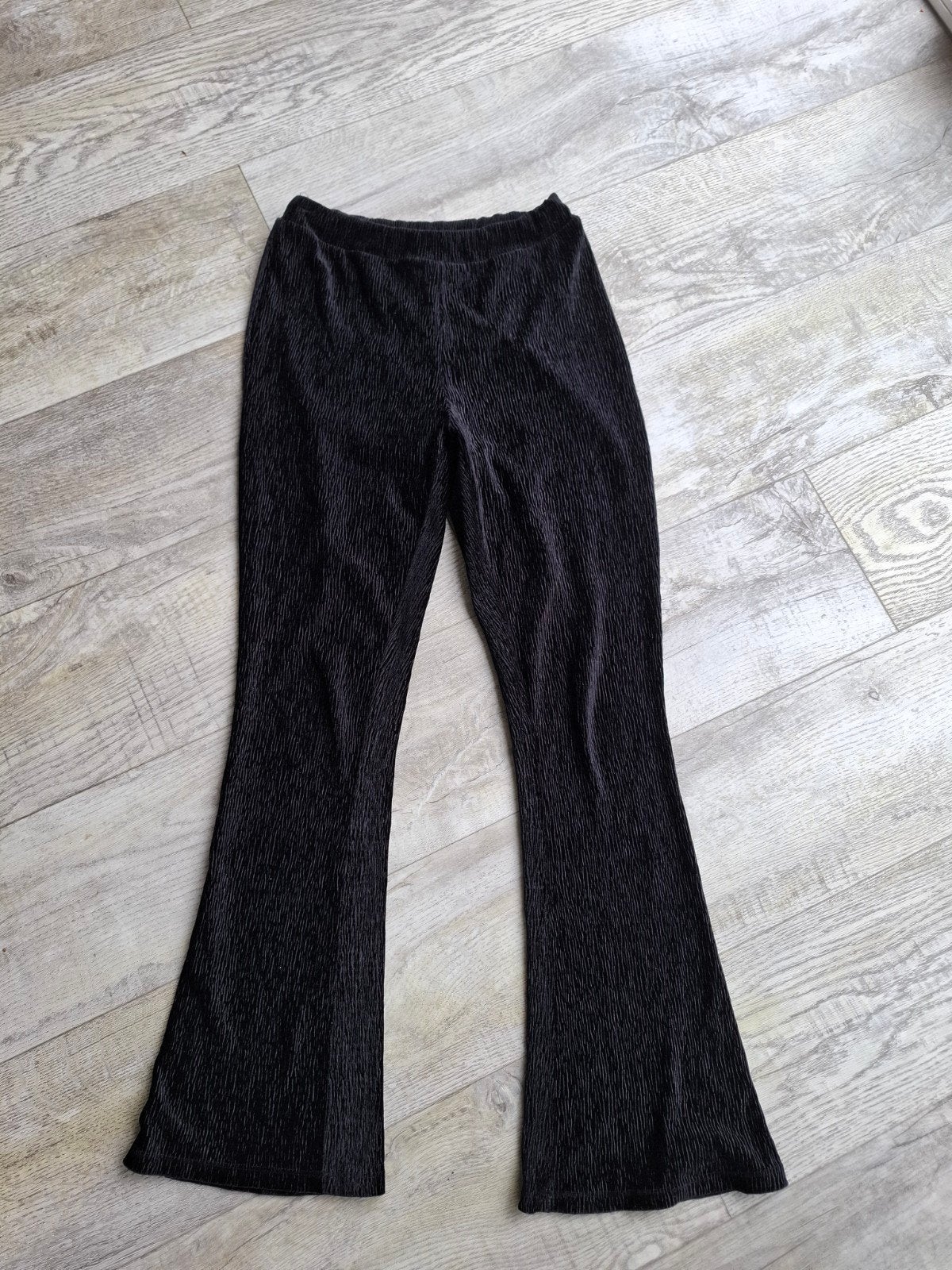 Zwarte geribbelde flared broek - Maat 164, Ophalen of Verzenden