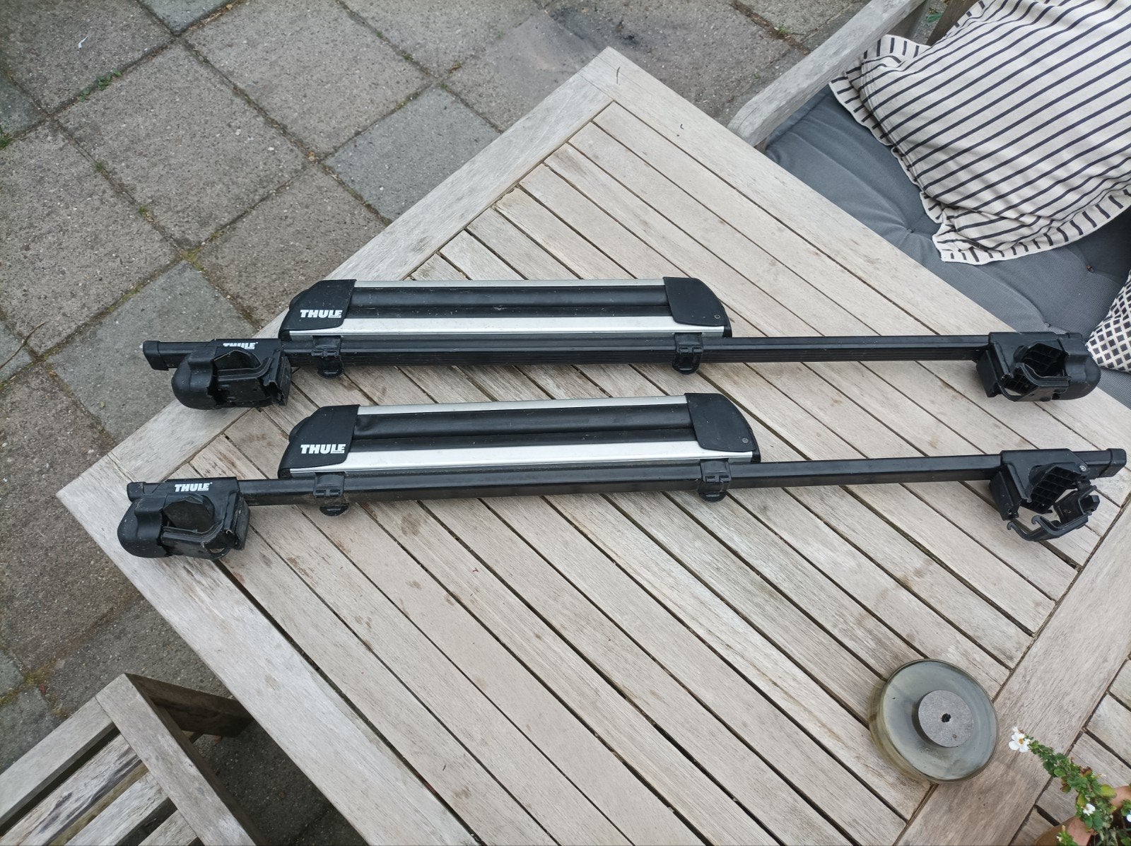 Thule dakdragers met skihouder voor auto met dakrail, Auto diversen, Dakdragers, Ophalen